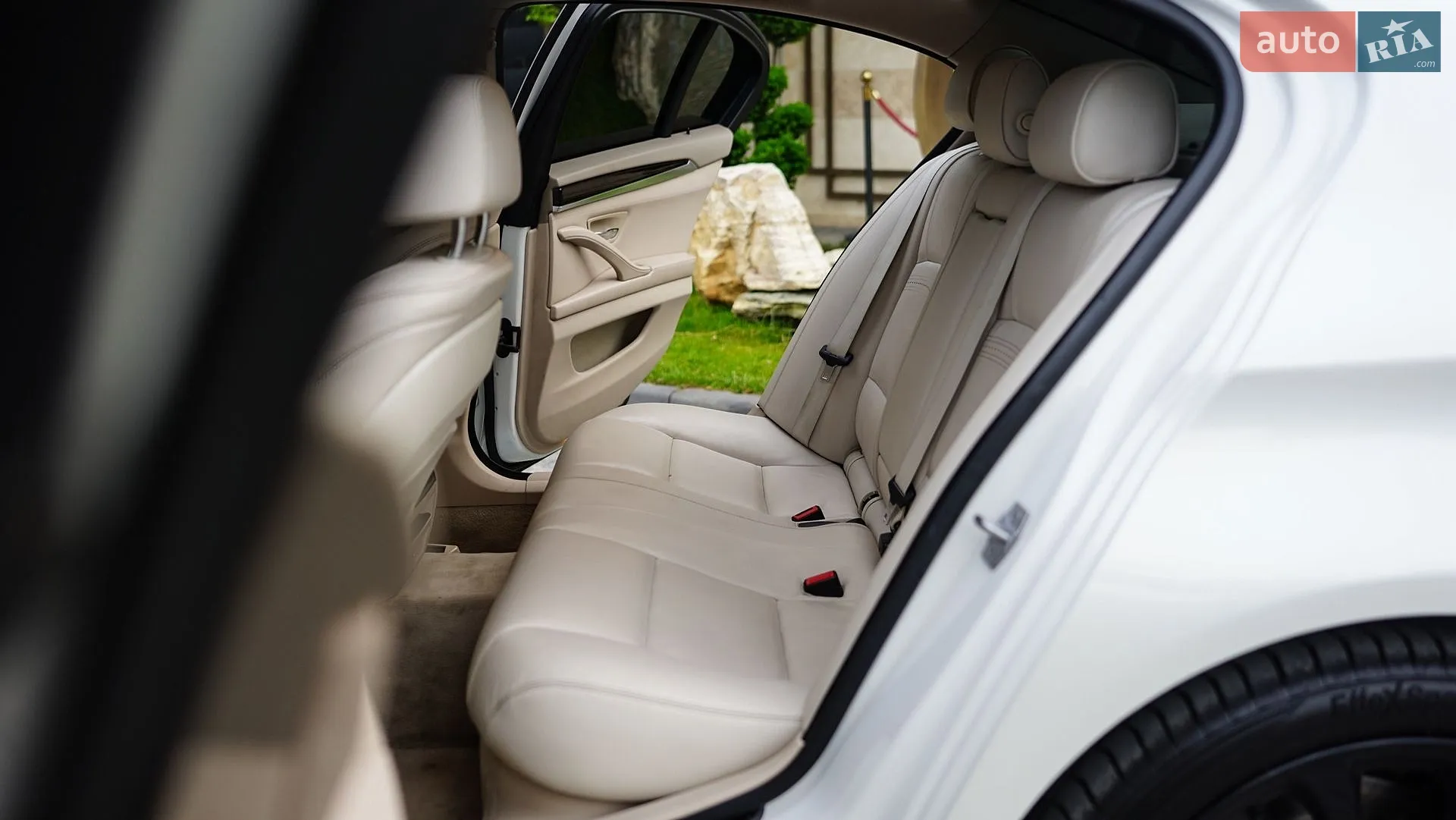 2013 BMW 5er - мініатюра 21