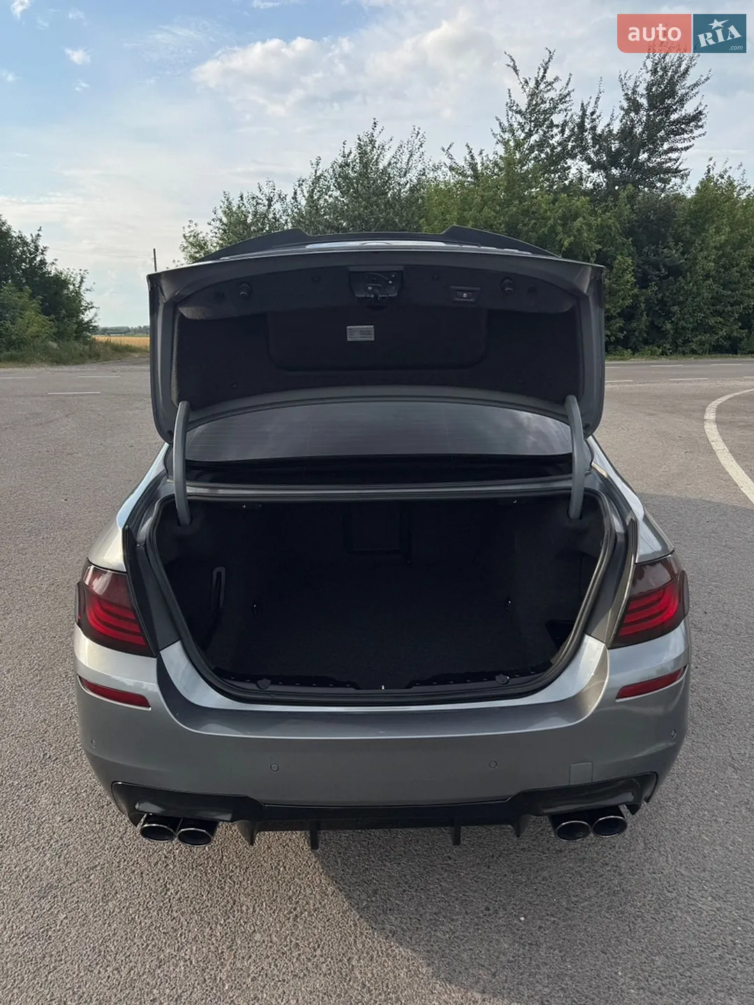 2010 BMW 5er - мініатюра 21