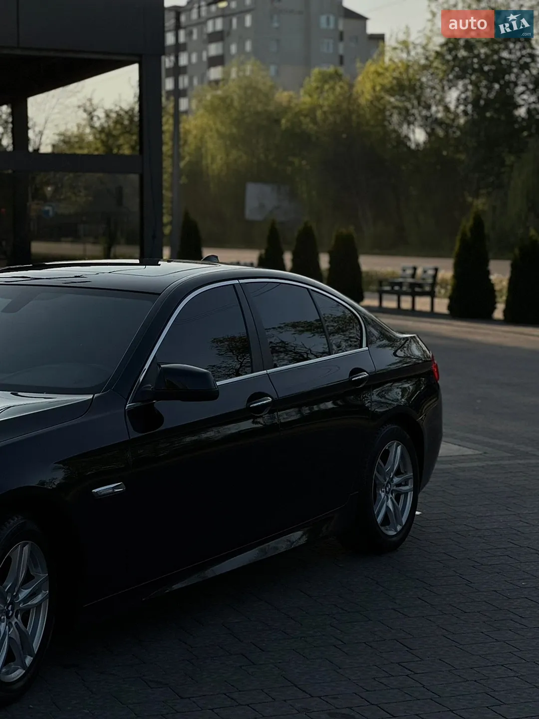2012 BMW 5er - мініатюра 4