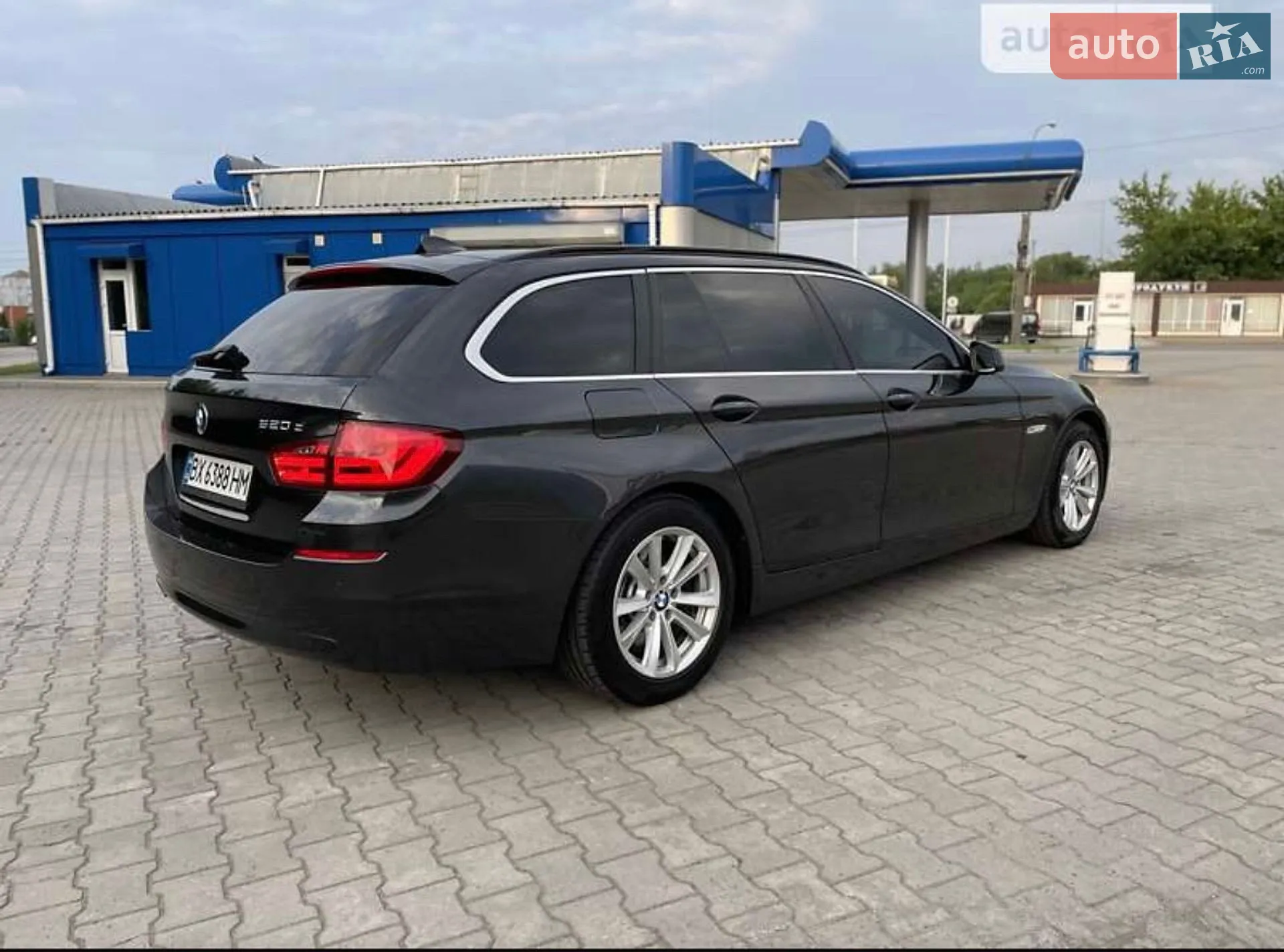 2010 BMW 5er - мініатюра 8
