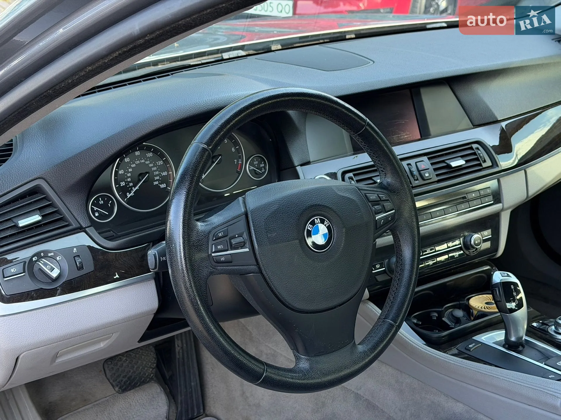 2010 BMW 5er - мініатюра 5