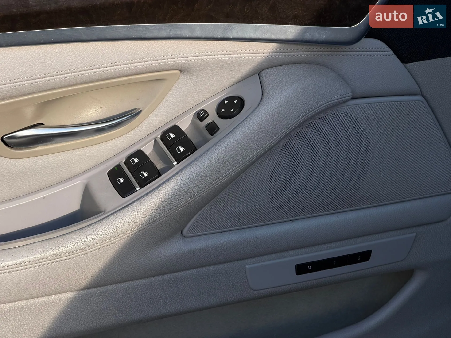 2010 BMW 5er - мініатюра 6