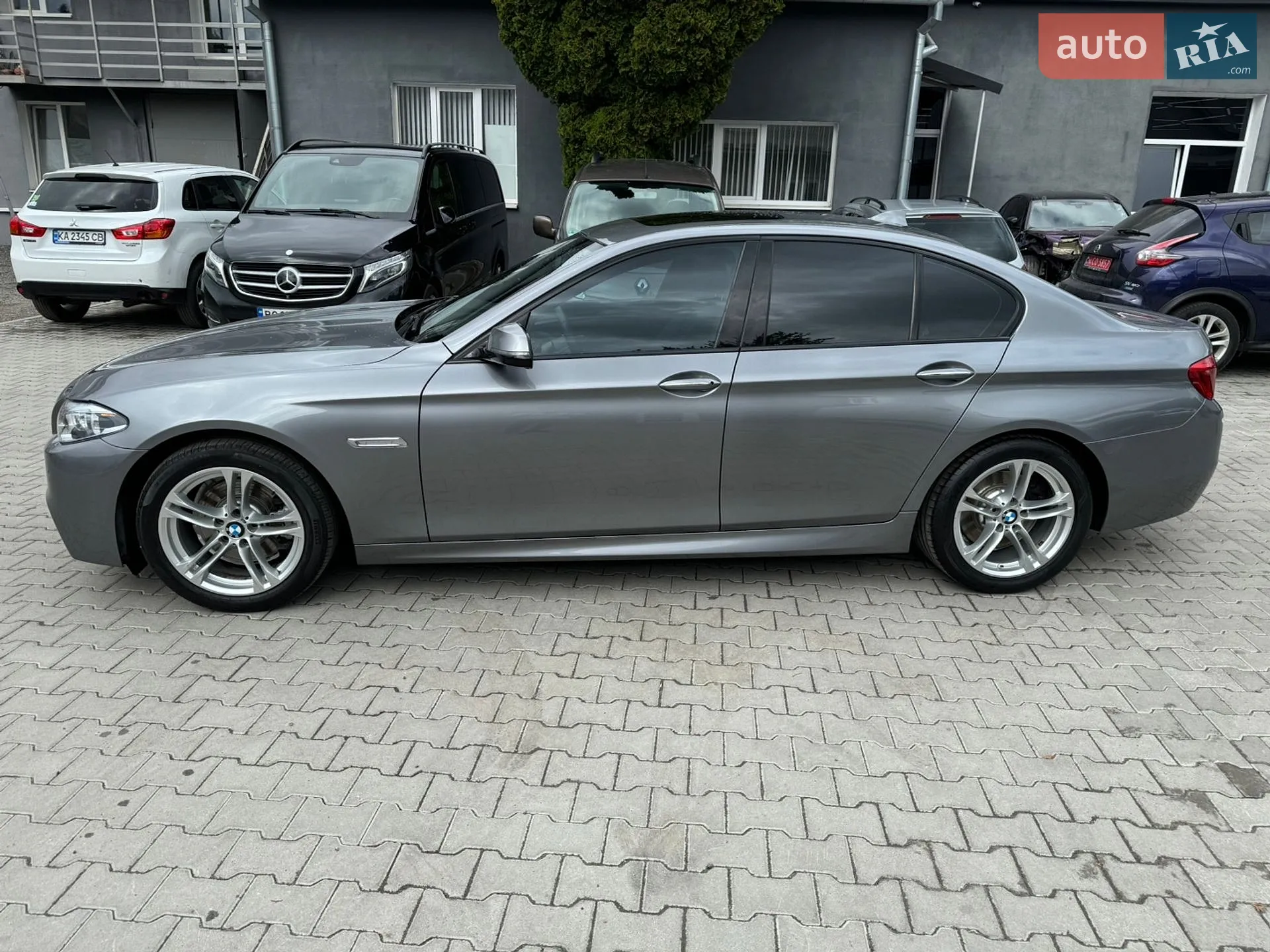 2015 BMW 5er - мініатюра 3