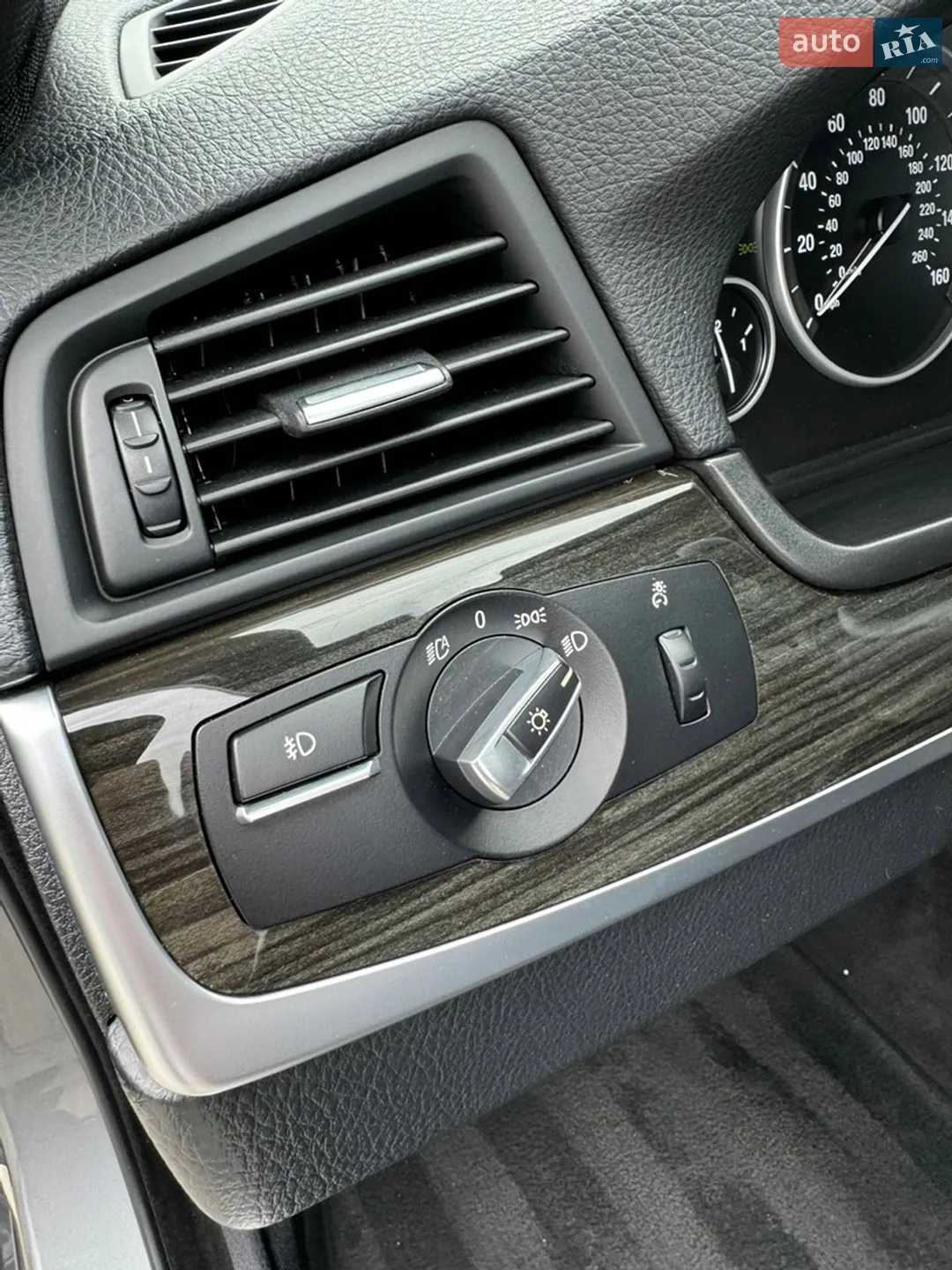 2015 BMW 5er - мініатюра 12