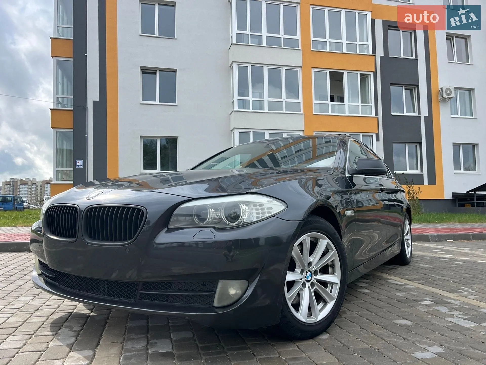 2011 BMW 5er - фото 1
