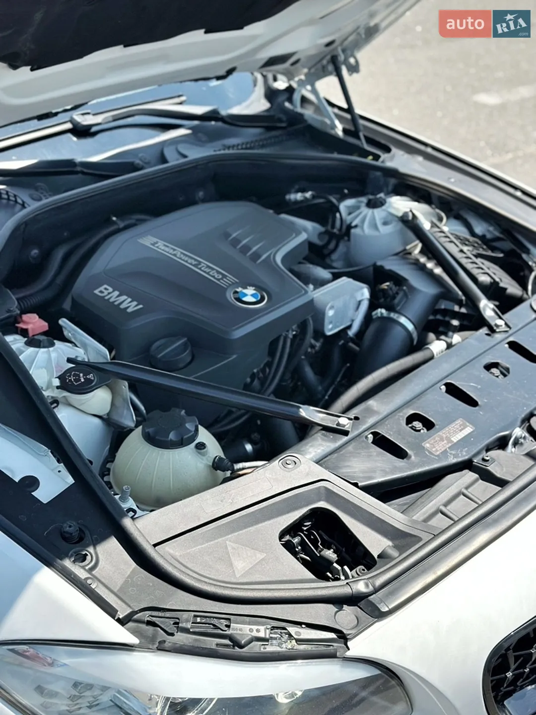 2012 BMW 5er - мініатюра 24