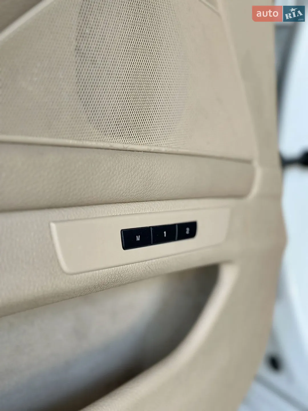 2012 BMW 5er - мініатюра 37