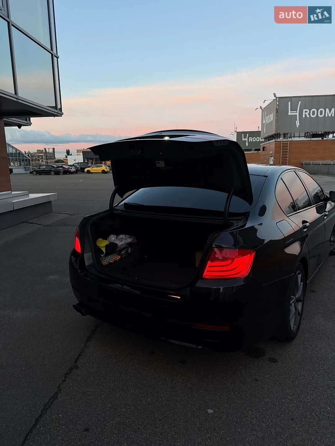 2011 BMW 5er - мініатюра 4