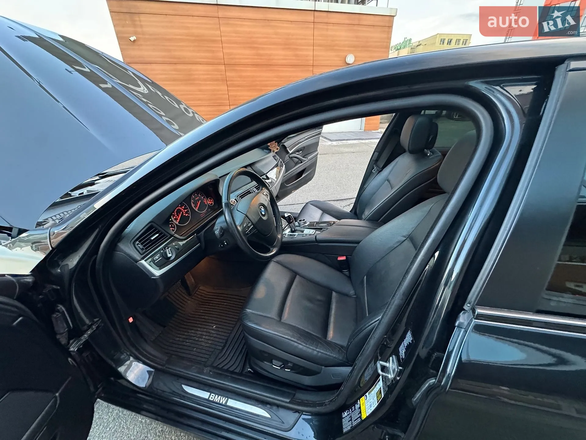 2011 BMW 5er - мініатюра 7