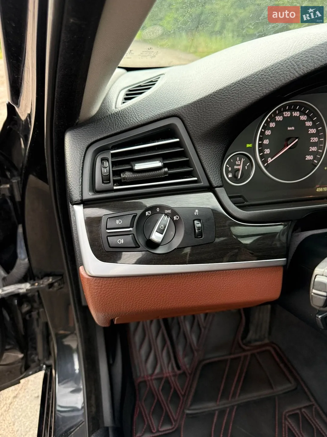 2011 BMW 5er - мініатюра 20