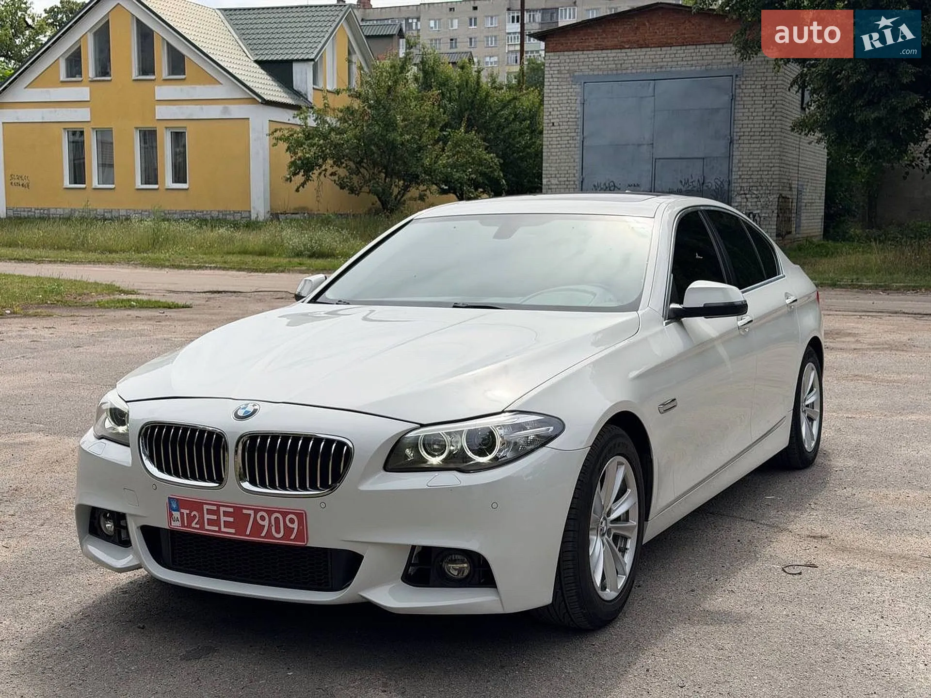 2016 BMW 5er - мініатюра 2