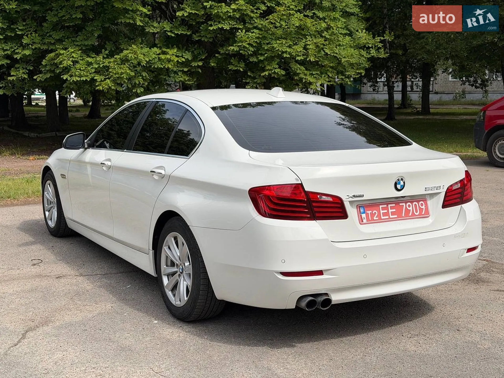 2016 BMW 5er - мініатюра 5