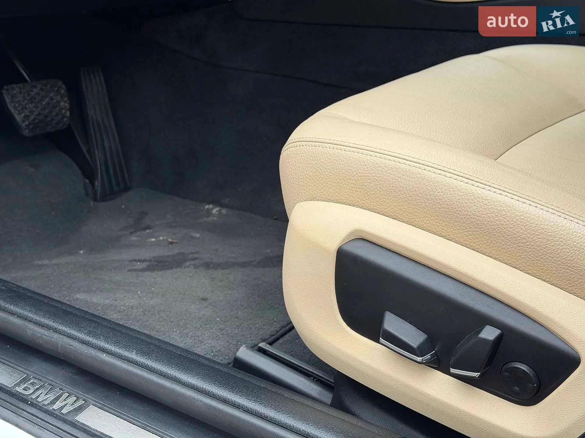 2016 BMW 5er - мініатюра 11