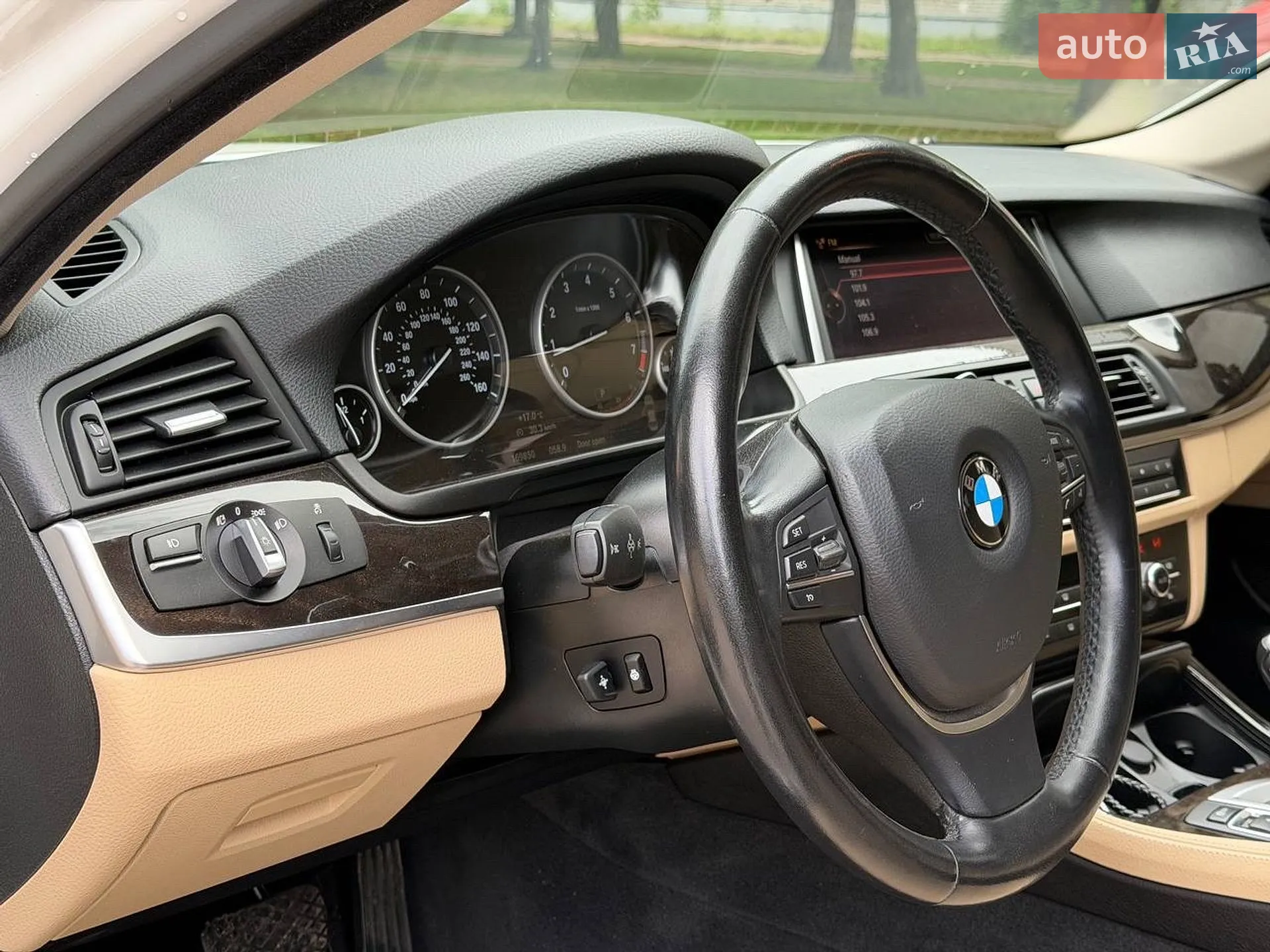 2016 BMW 5er - мініатюра 12
