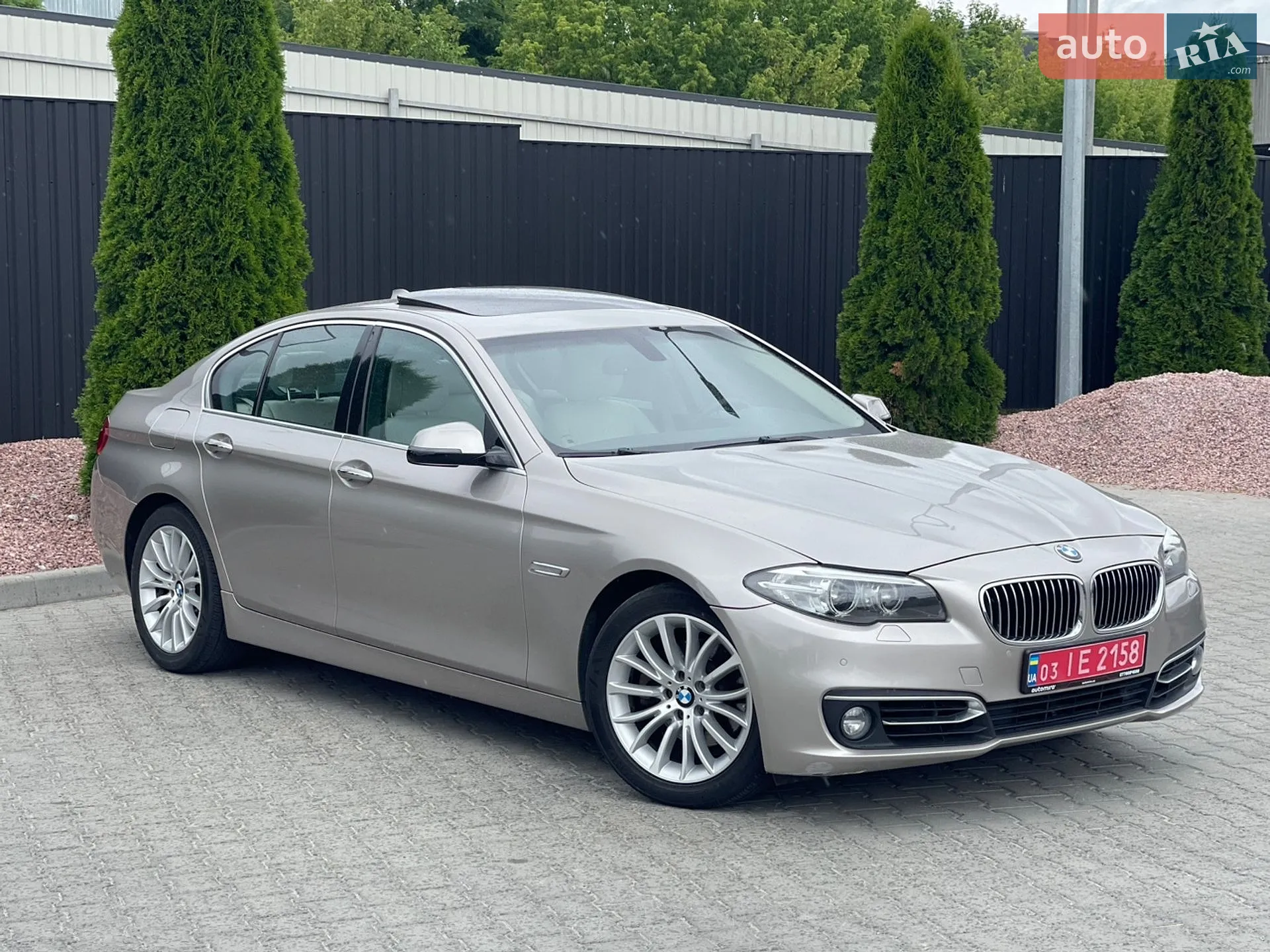 2014 BMW 5er - мініатюра 2