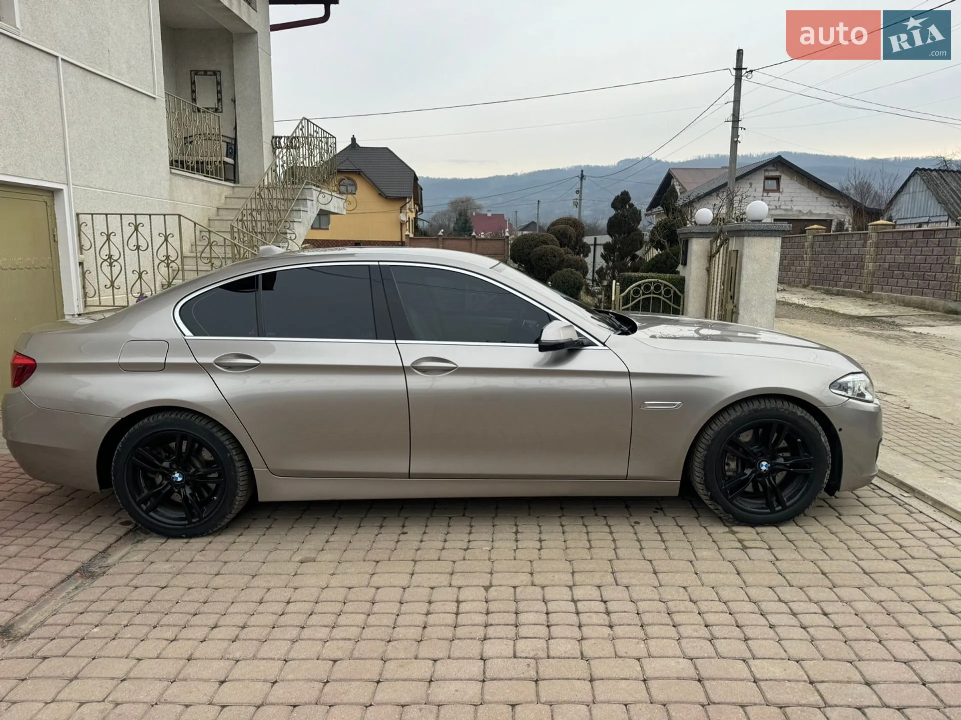 2015 BMW 5er - мініатюра 4