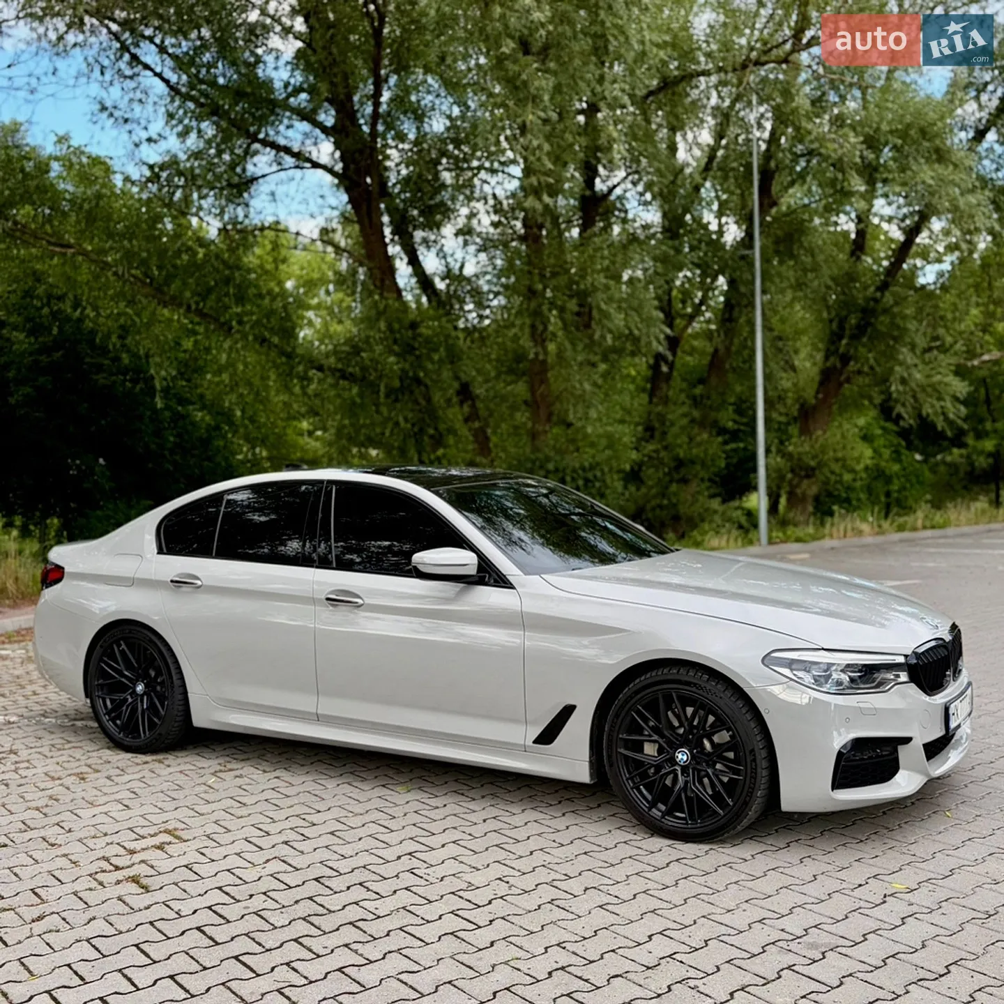 2017 BMW 5er - мініатюра 3