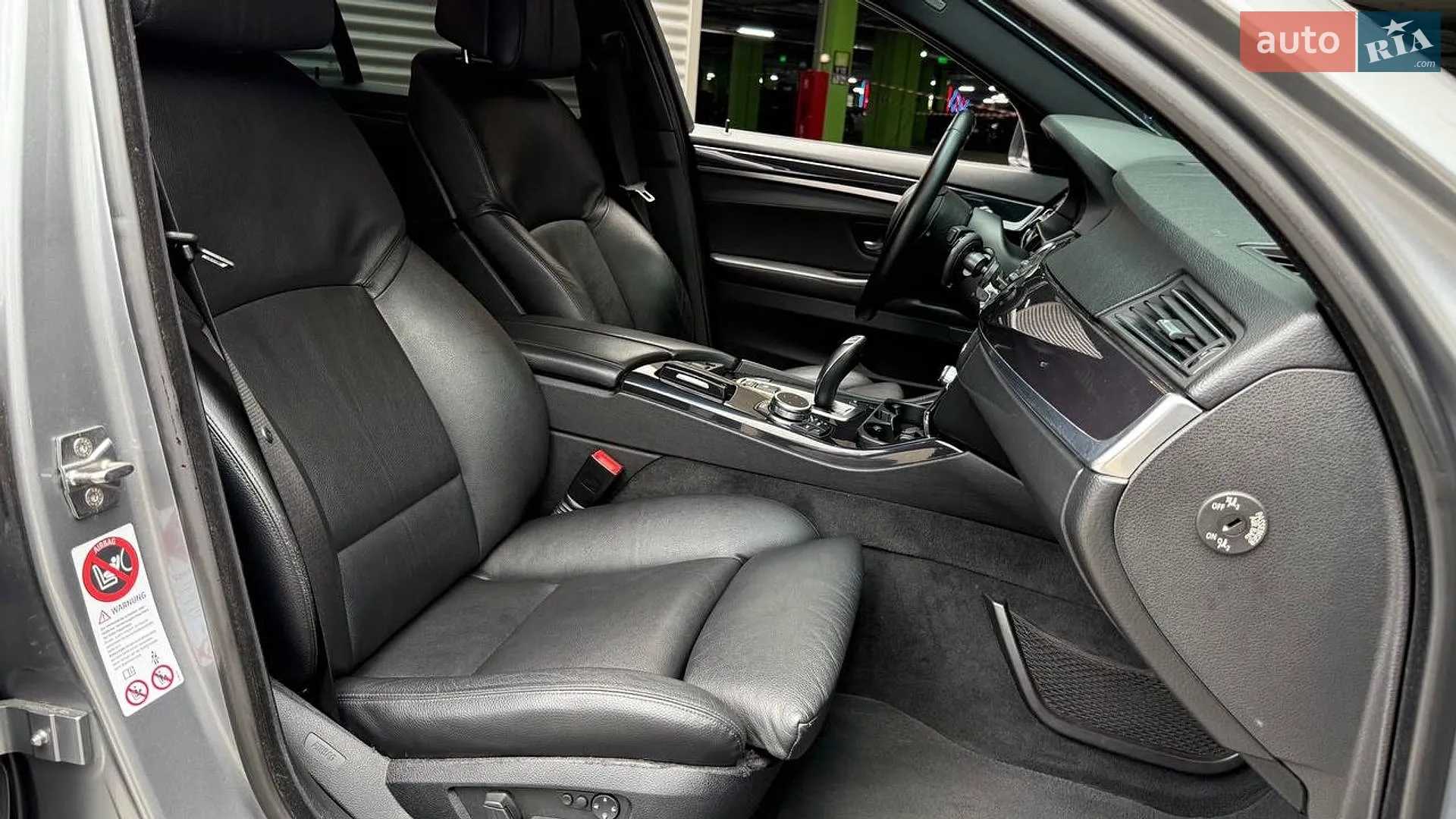 2010 BMW 5er - мініатюра 16