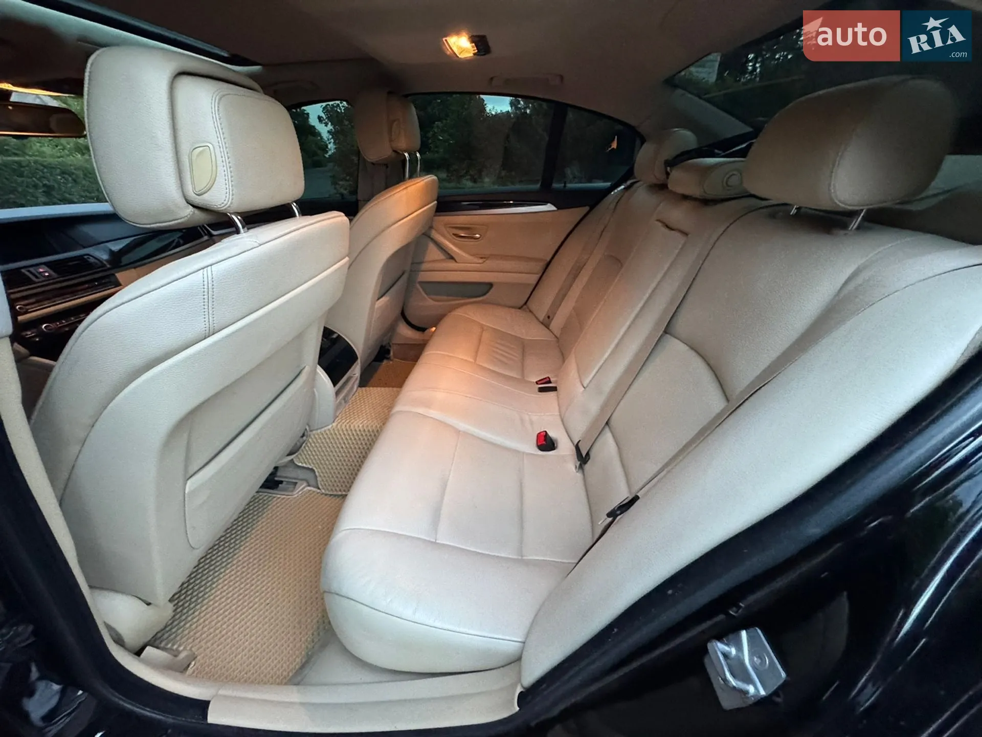 2012 BMW 5er - мініатюра 13