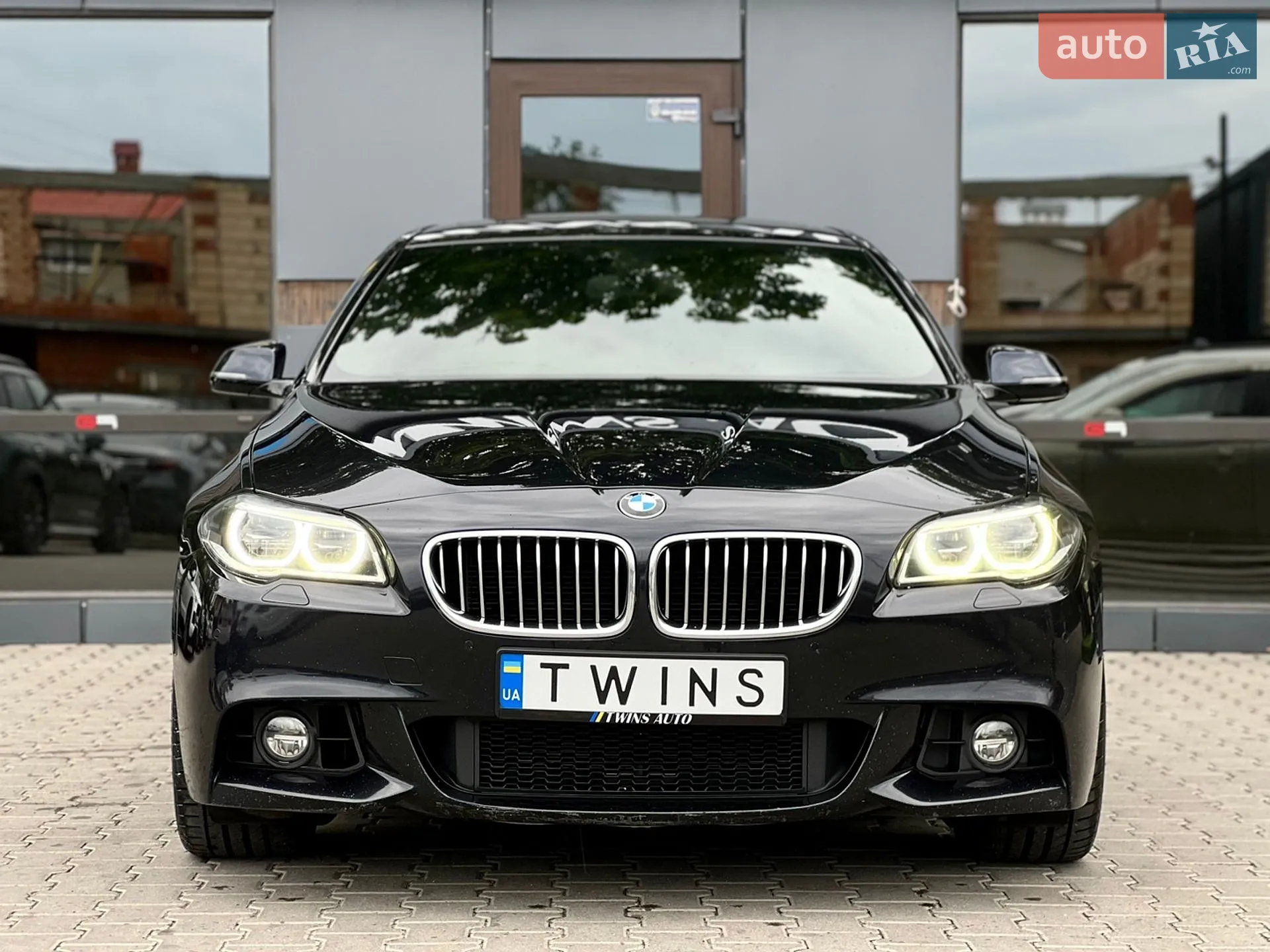 2013 BMW 5er - мініатюра 2