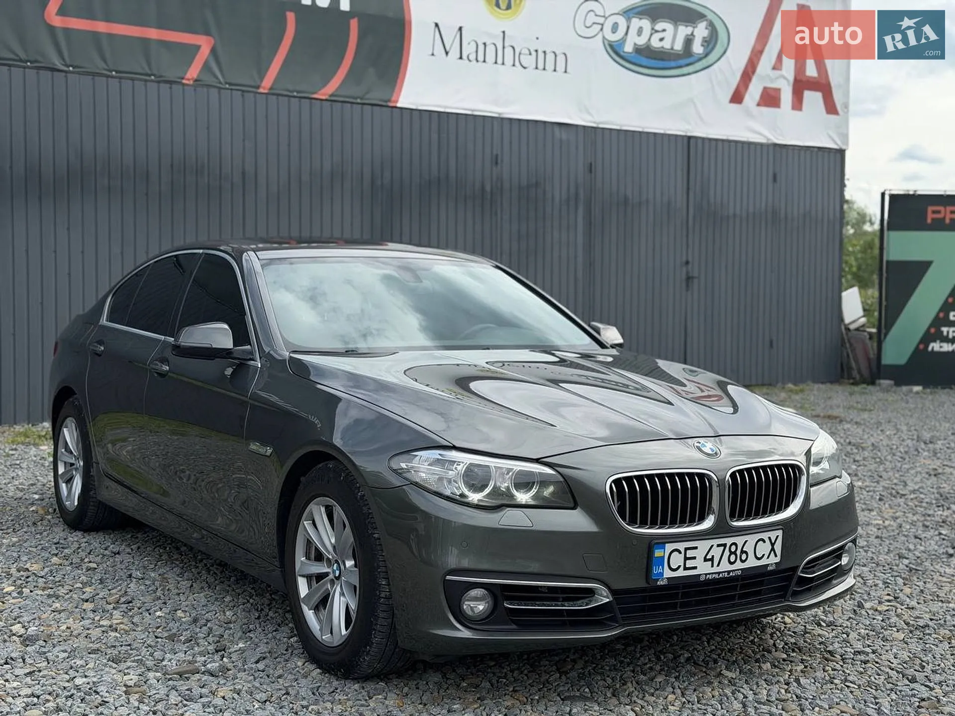 2013 BMW 5er - мініатюра 2