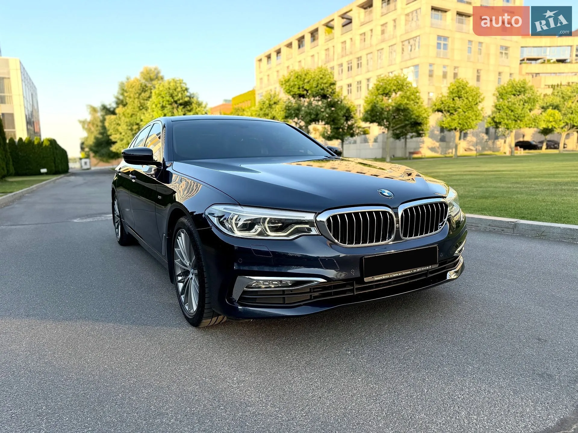2017 BMW 5er - мініатюра 16