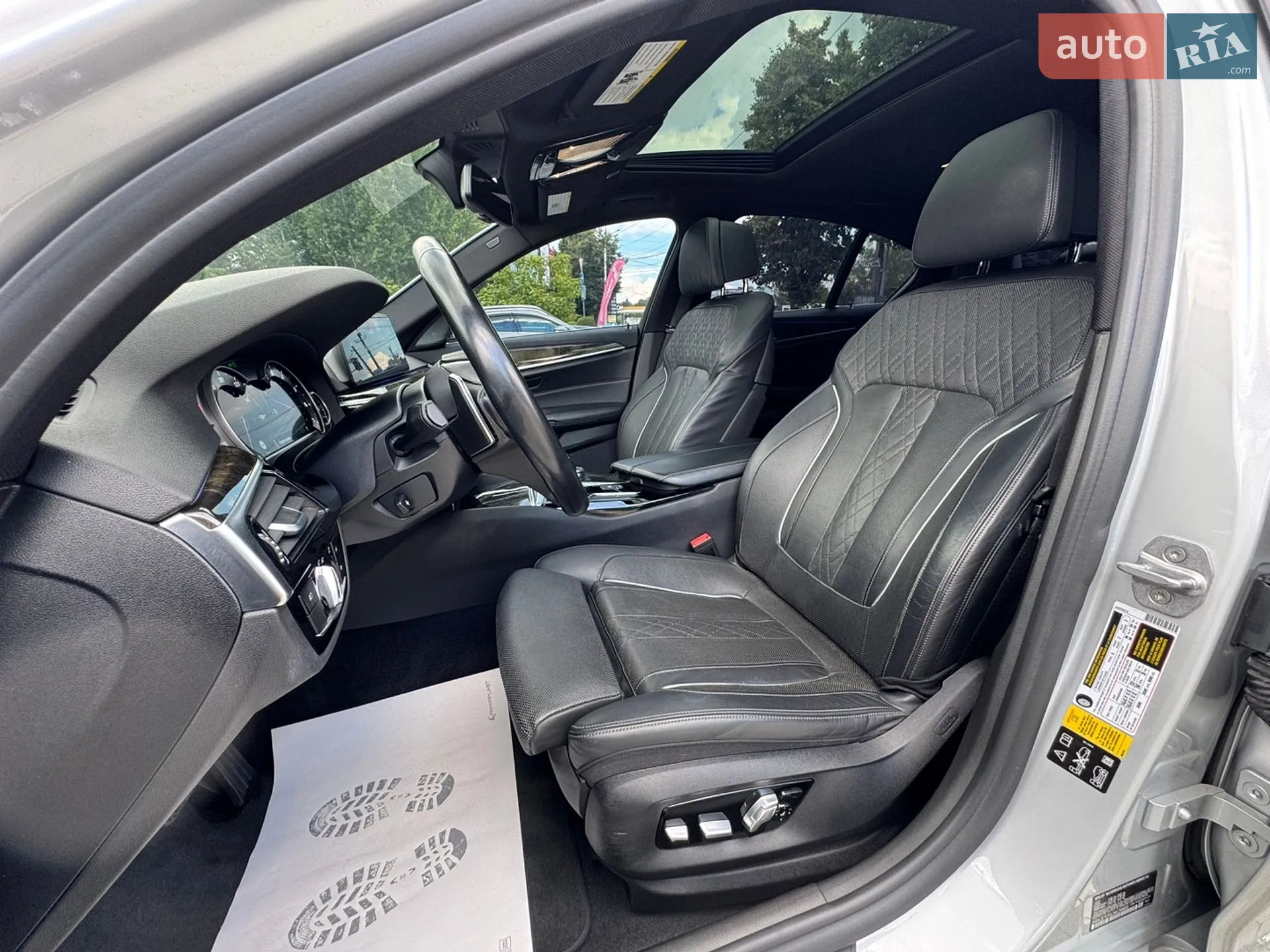 2017 BMW 5er - мініатюра 18