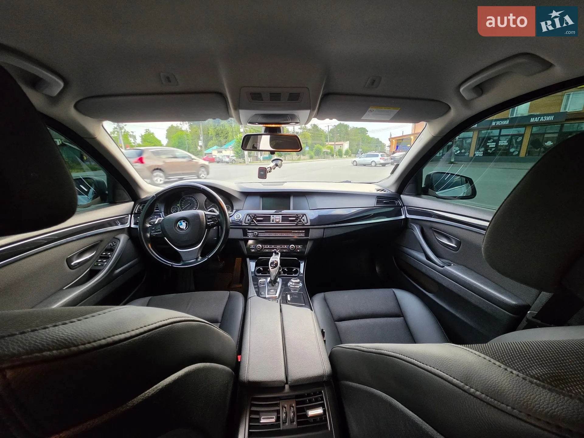 2010 BMW 5er - мініатюра 25