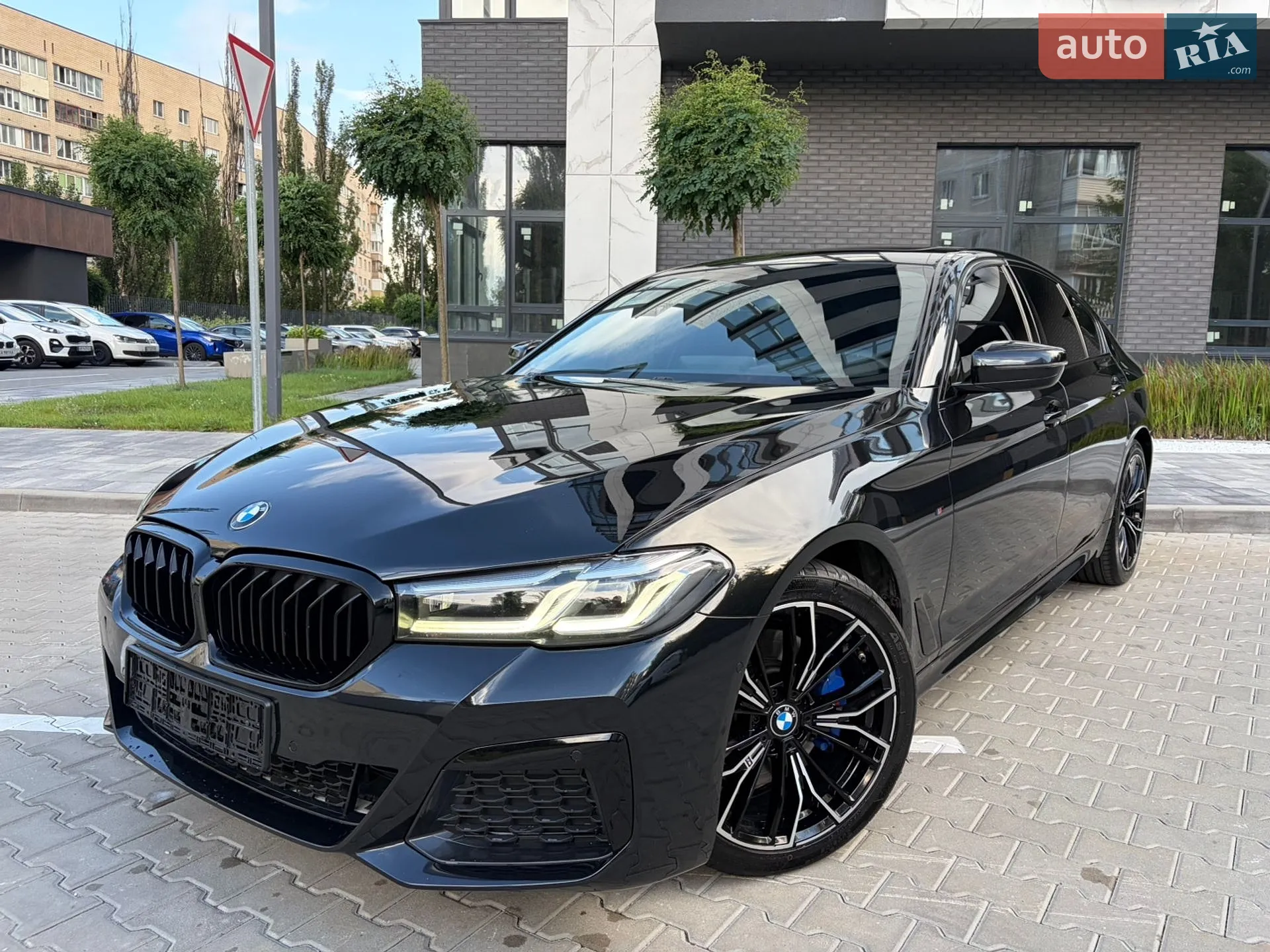 2022 BMW 5er - фото 1