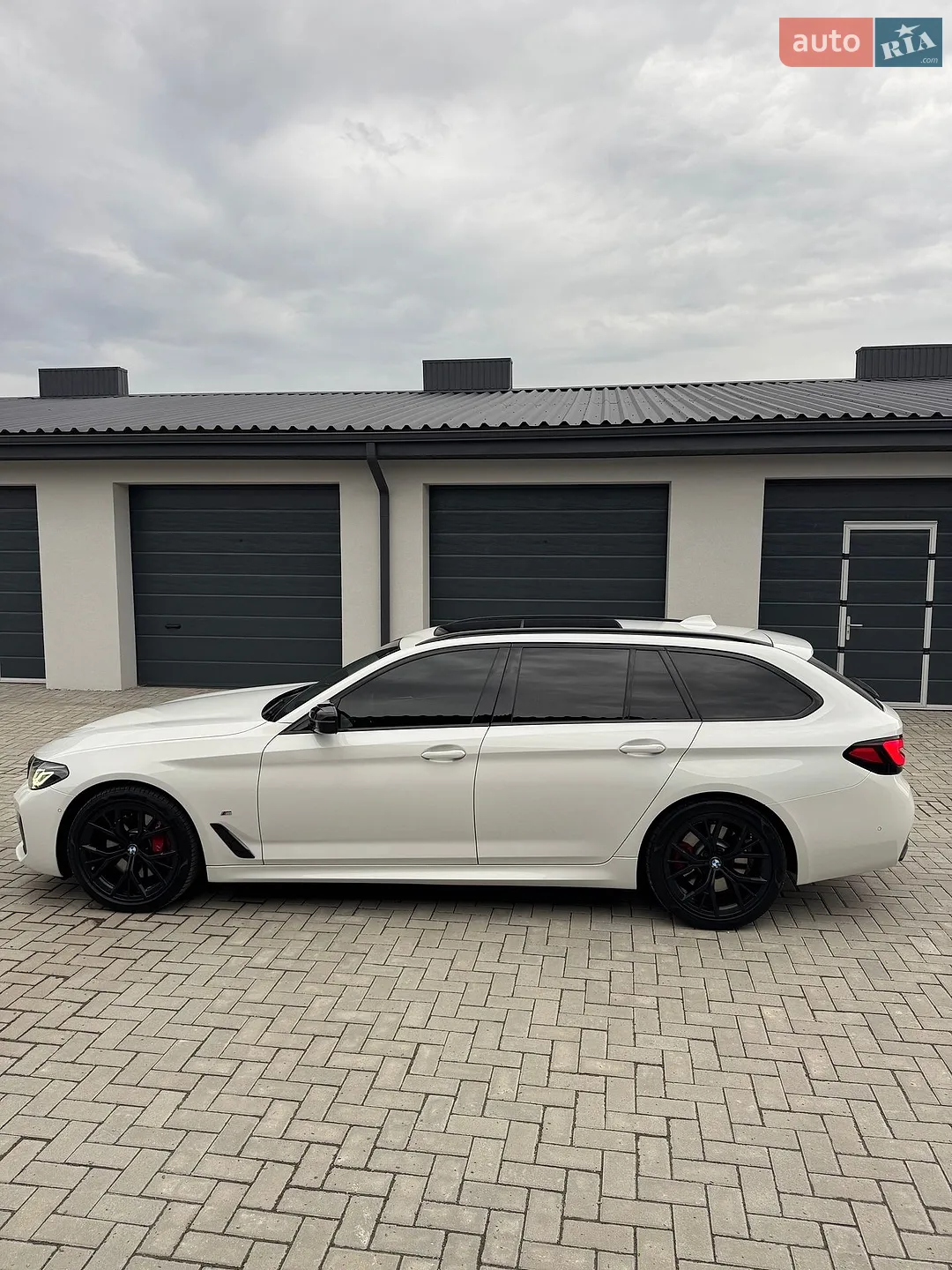 2021 BMW 5er - мініатюра 2