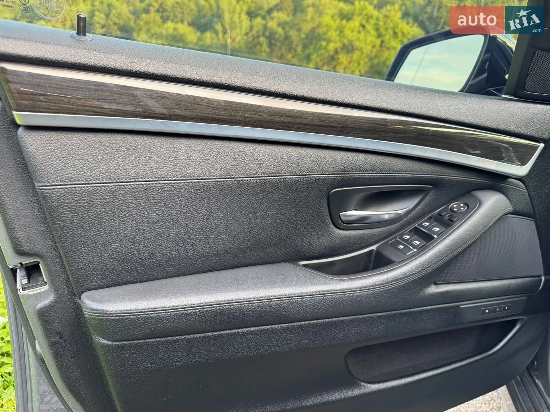 2012 BMW 5er - мініатюра 31