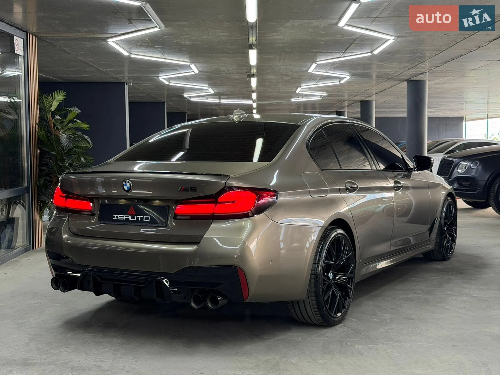2017 BMW 5er - мініатюра 16