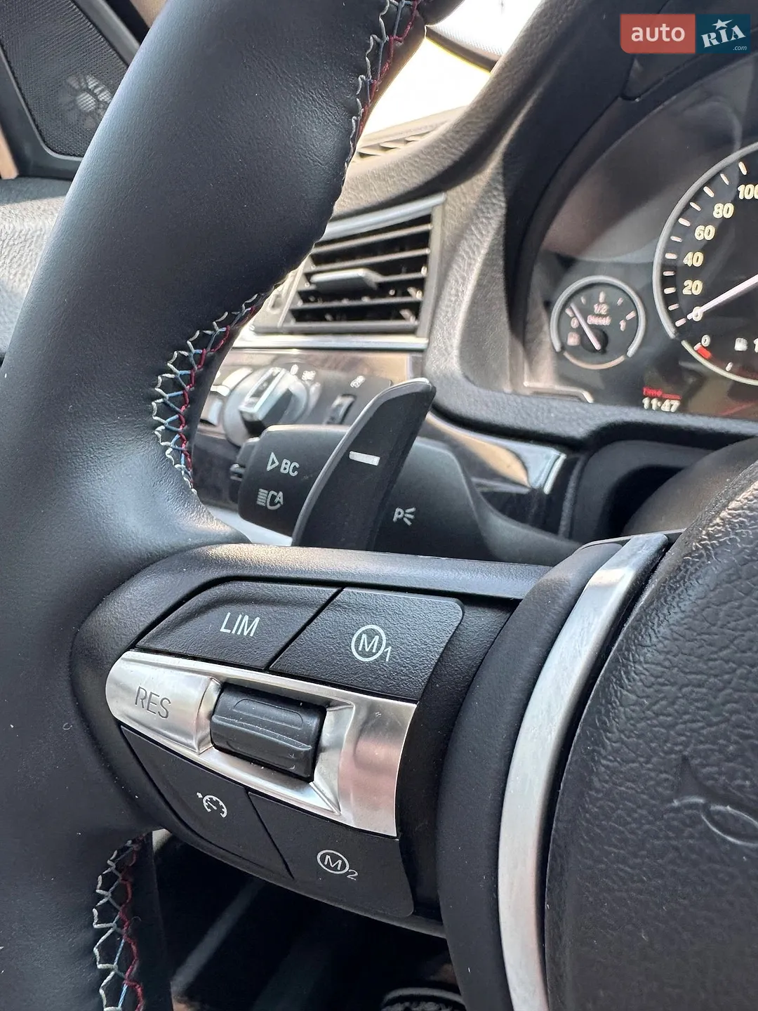 2011 BMW 5er - мініатюра 31