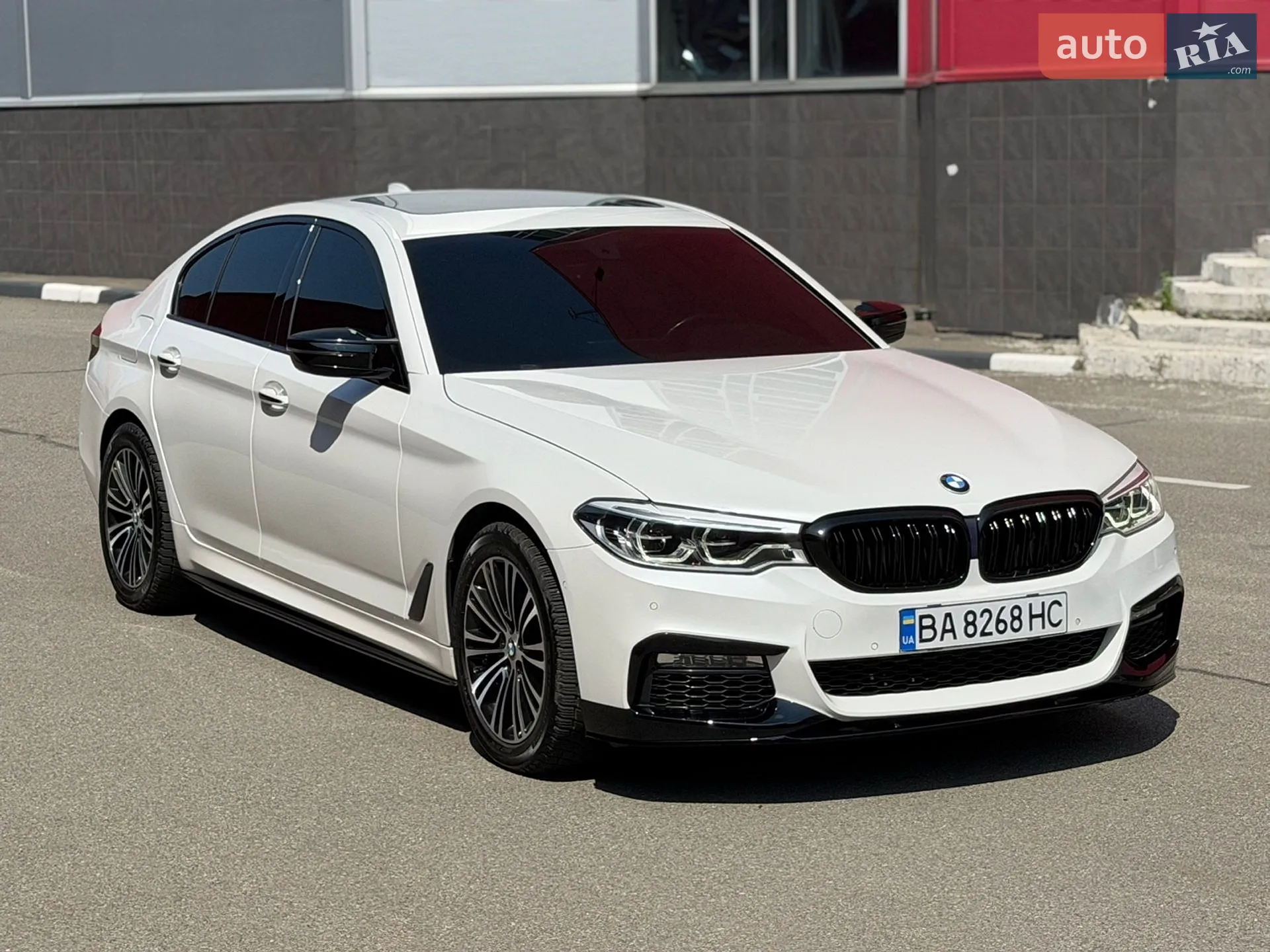 2017 BMW 5er - мініатюра 3