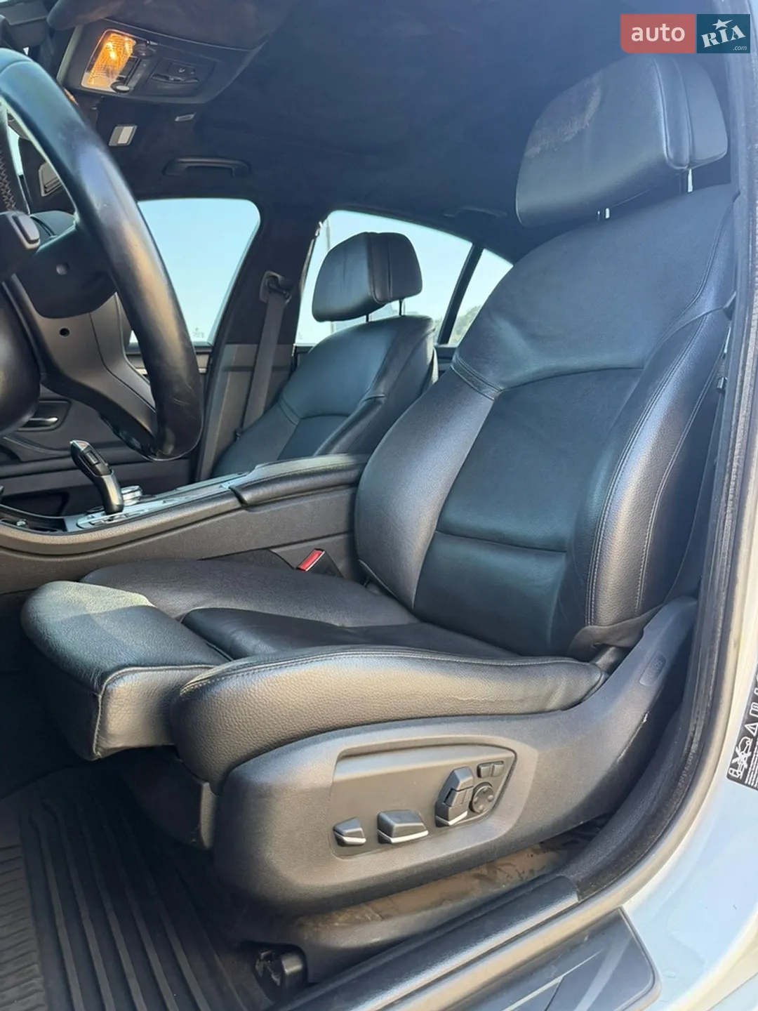 2014 BMW 5er - мініатюра 14