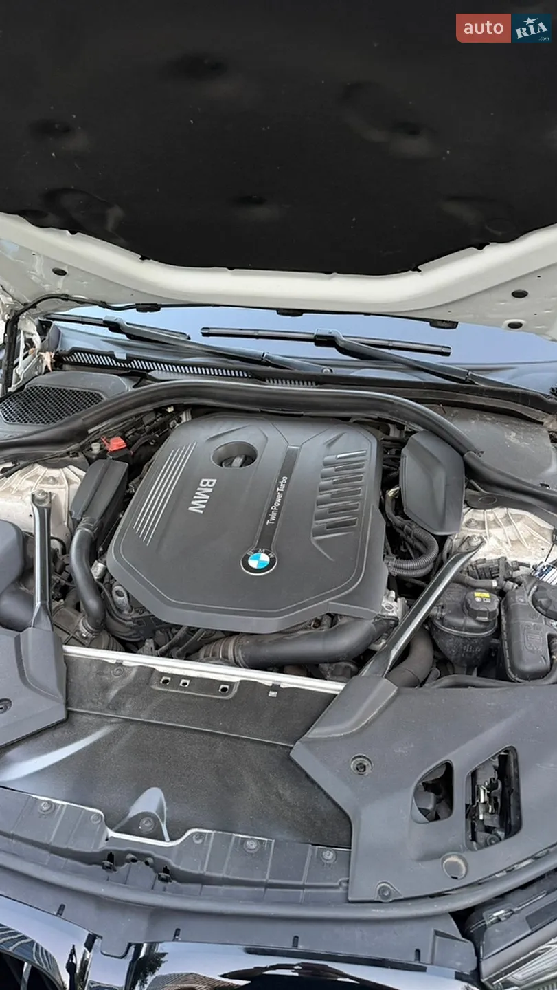 2017 BMW 5er - мініатюра 16