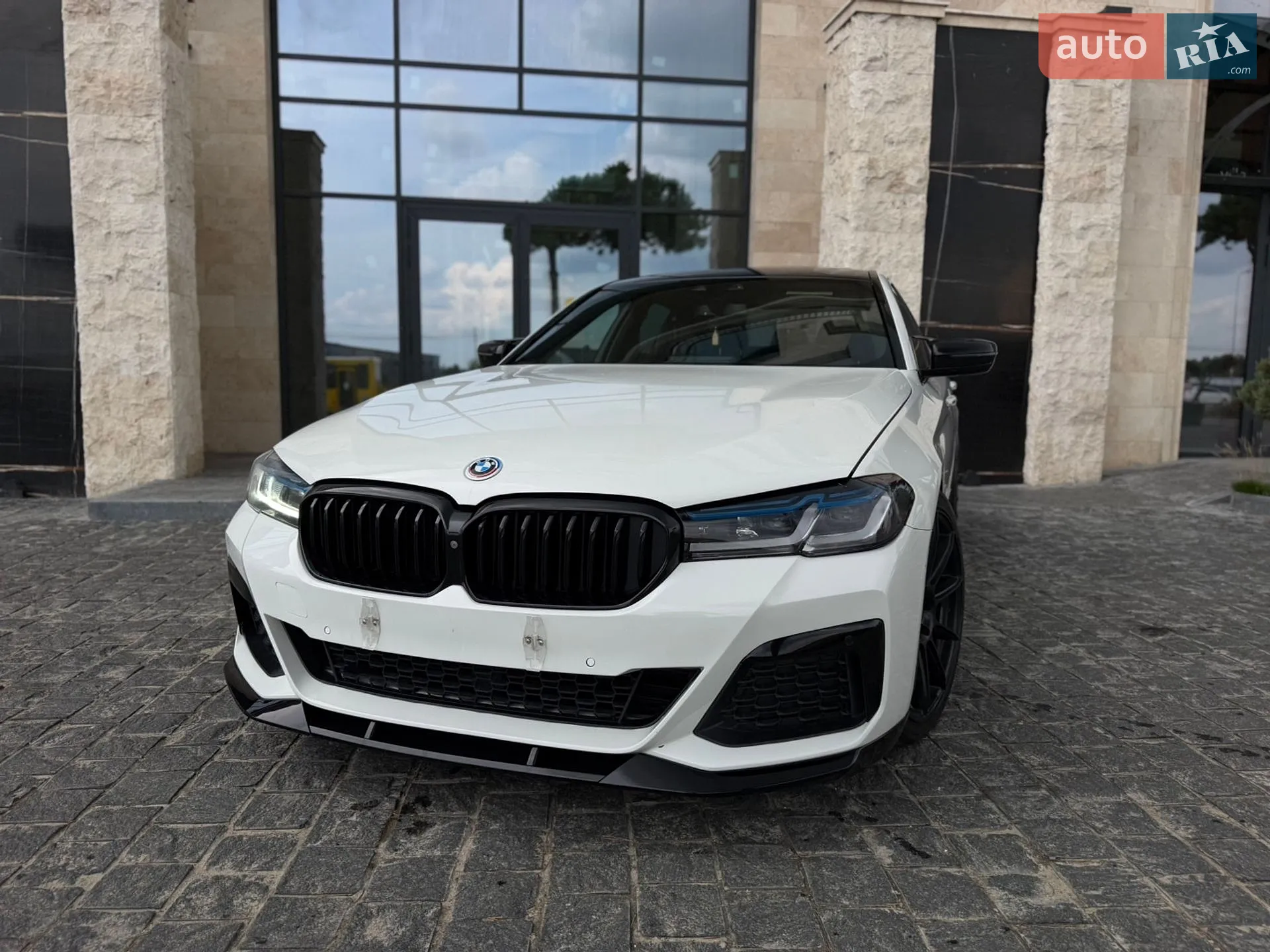 2017 BMW 5er - мініатюра 2