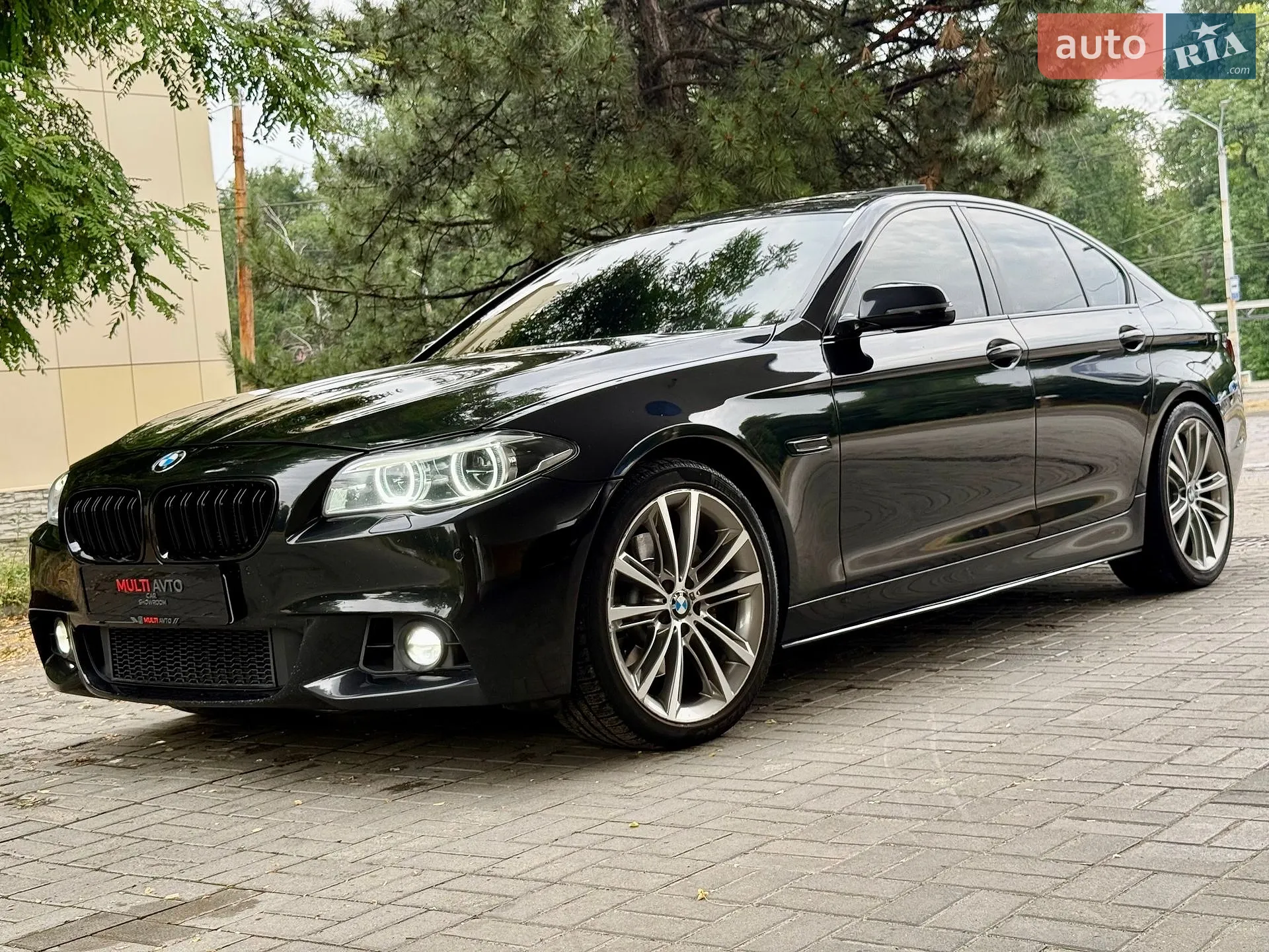 2014 BMW 5er - мініатюра 2