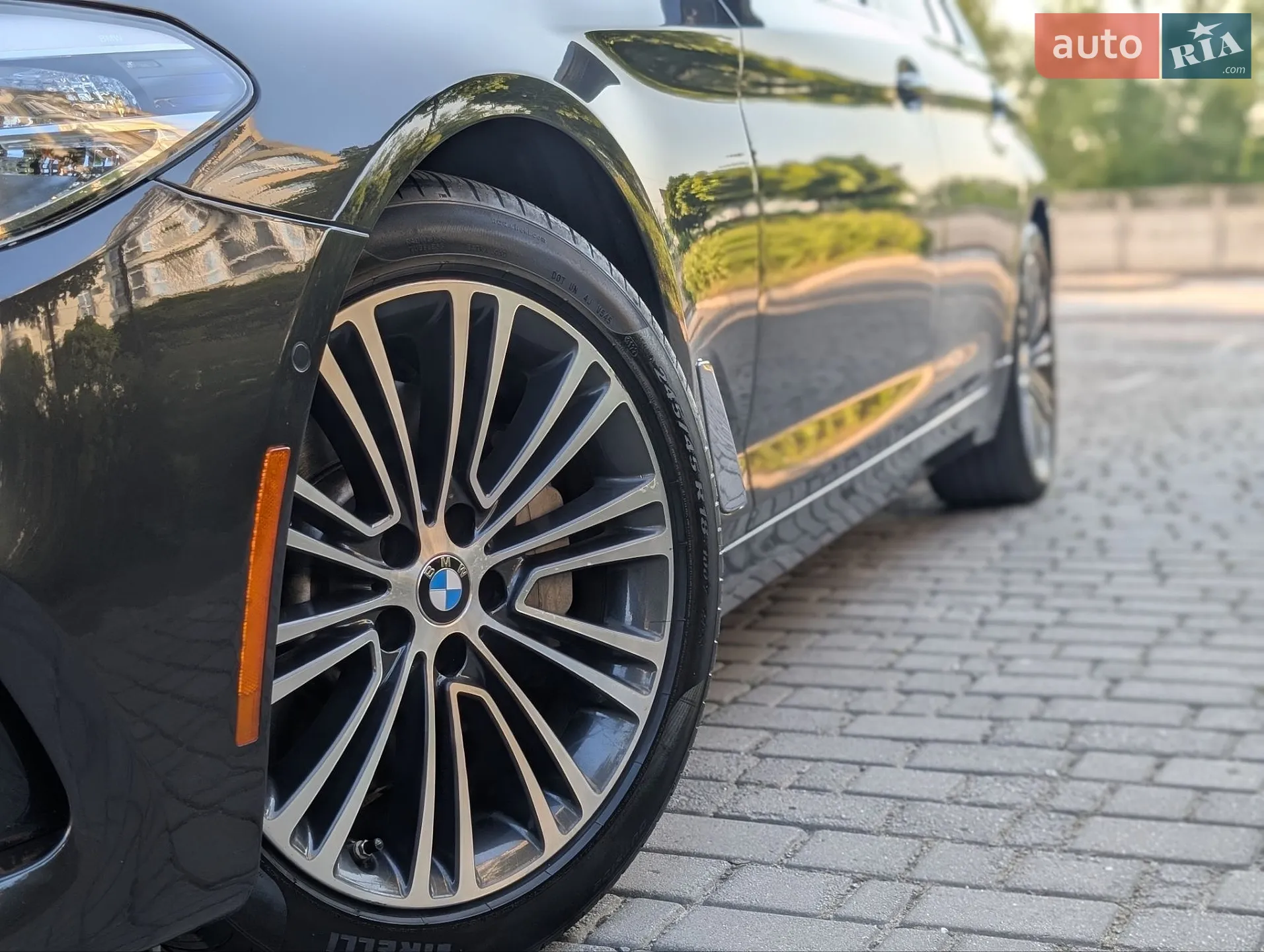 BMW 5 Series 2017 VIN WBAJA5C35HG894016 фото оголошення 9 з 86