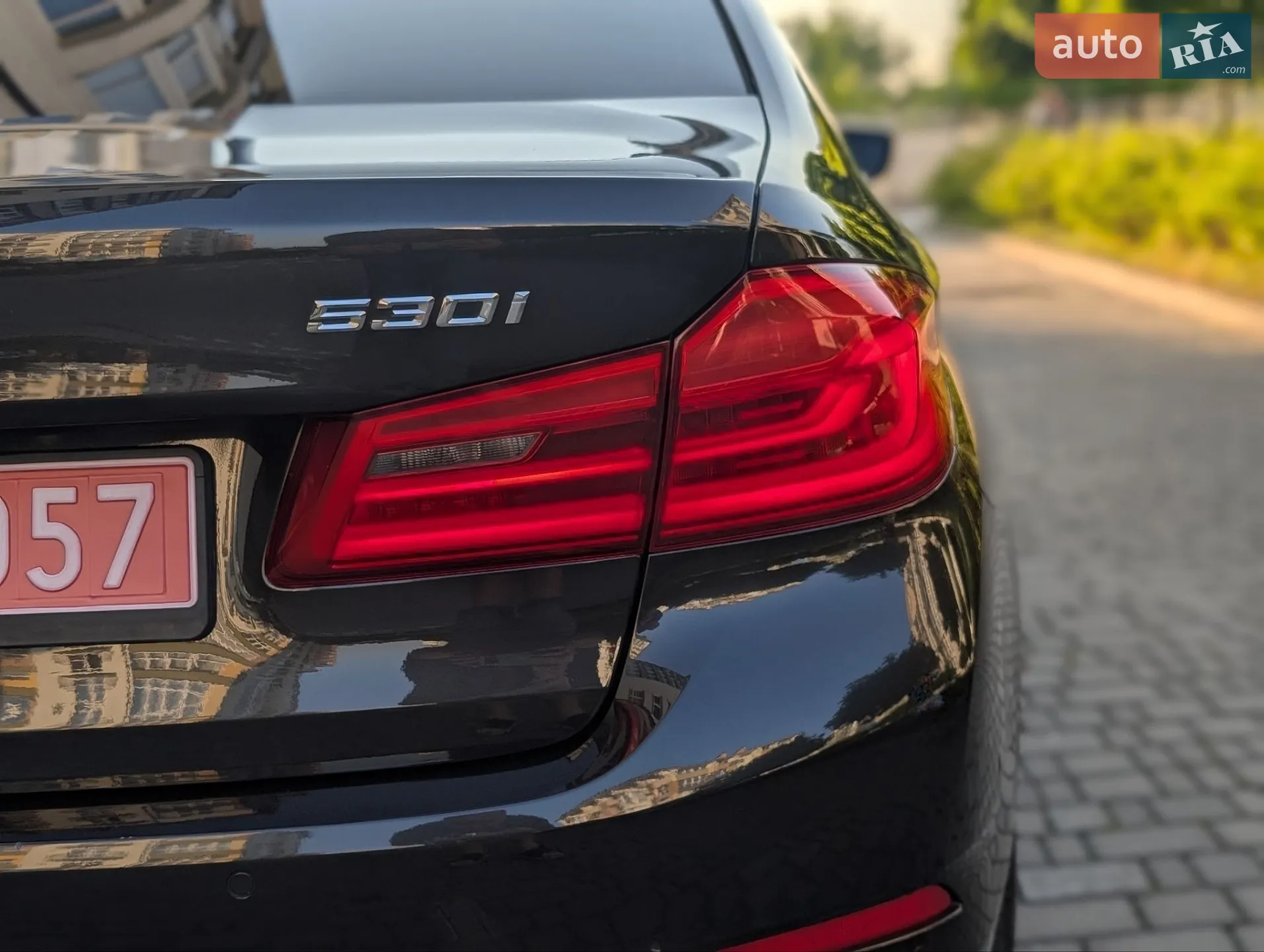 BMW 5 Series 2017 VIN WBAJA5C35HG894016 фото оголошення 28 з 86