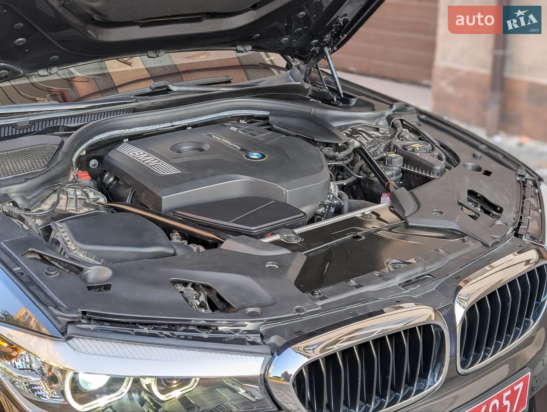 BMW 5 Series 2017 VIN WBAJA5C35HG894016 фото оголошення 68 з 86