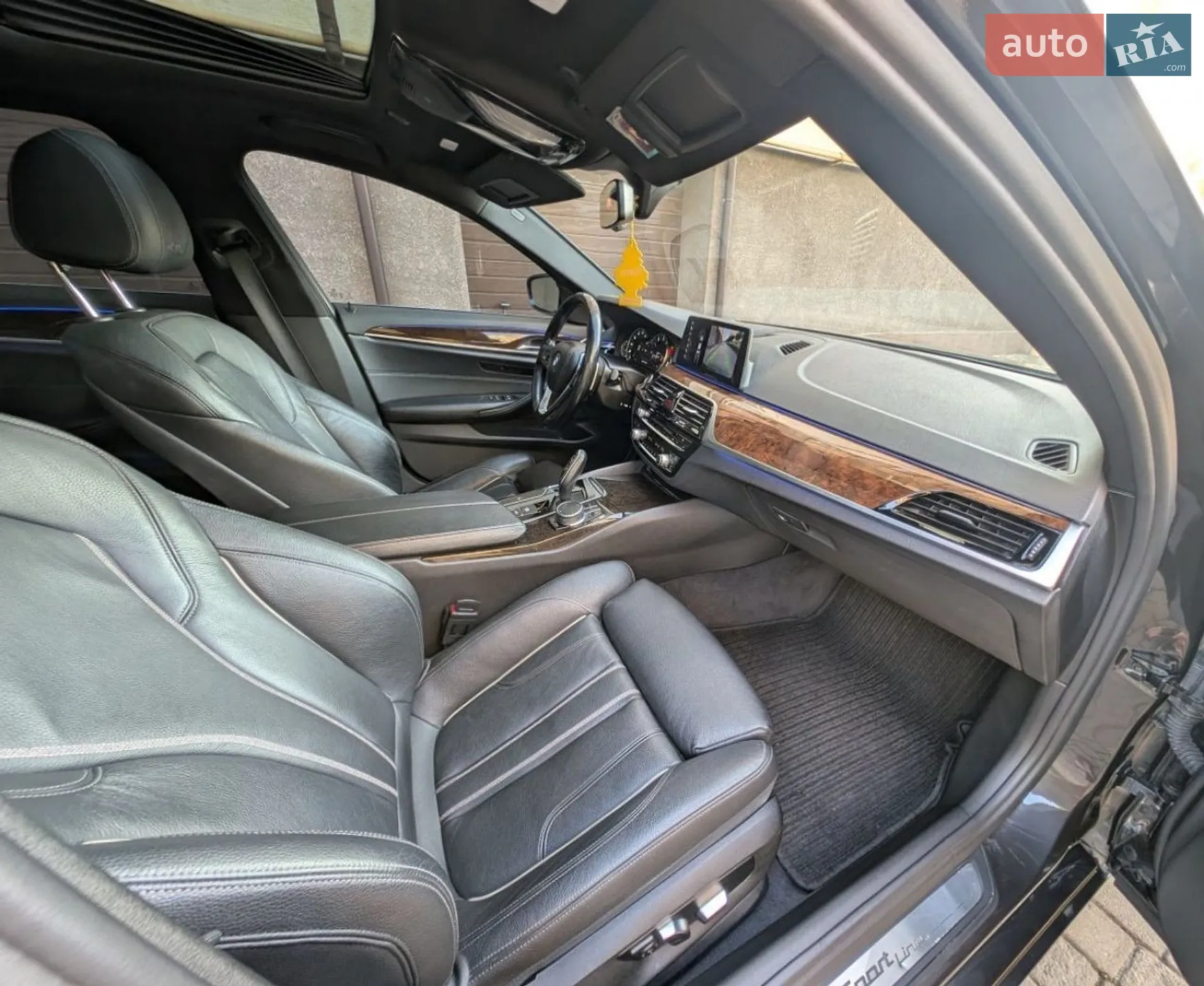 BMW 5 Series 2017 VIN WBAJA5C35HG894016 фото оголошення 84 з 86