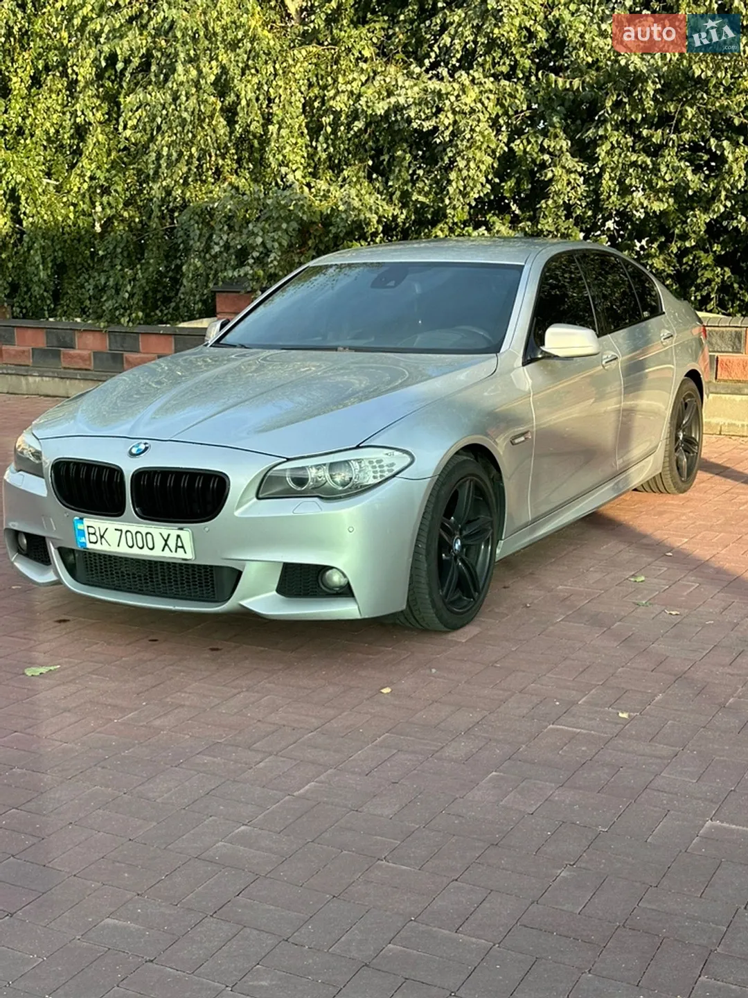 2011 BMW 5er - мініатюра 2