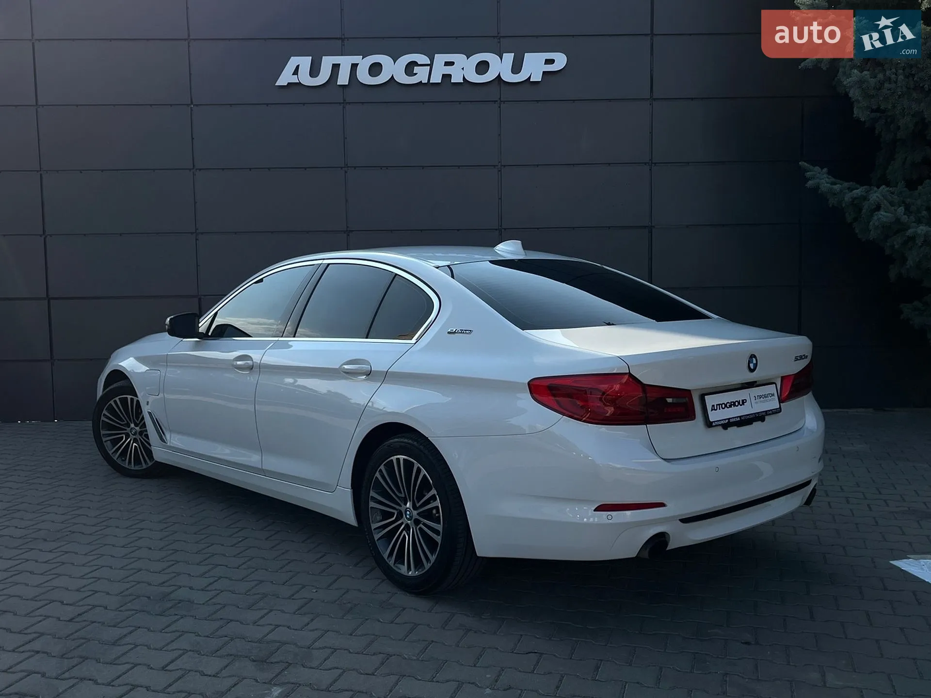 2019 BMW 5er - мініатюра 3