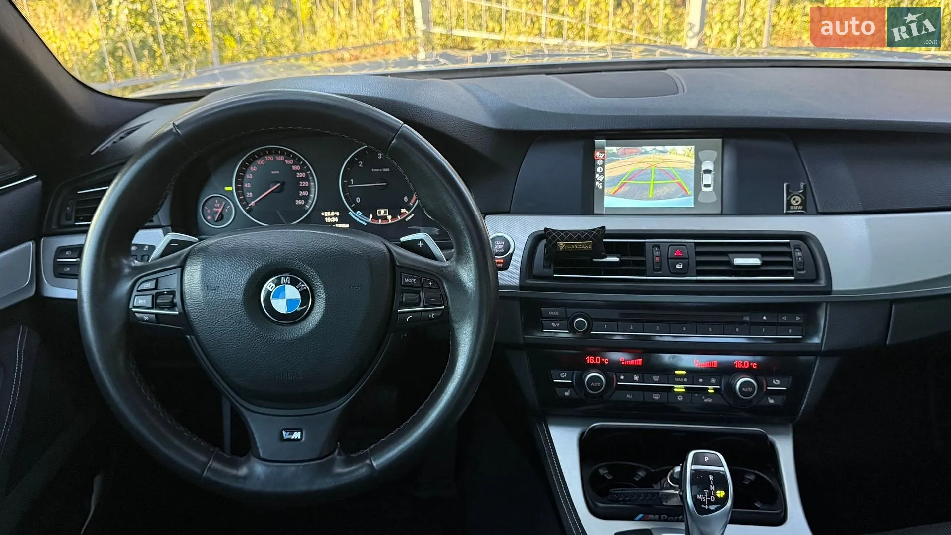 2012 BMW 5er - мініатюра 19