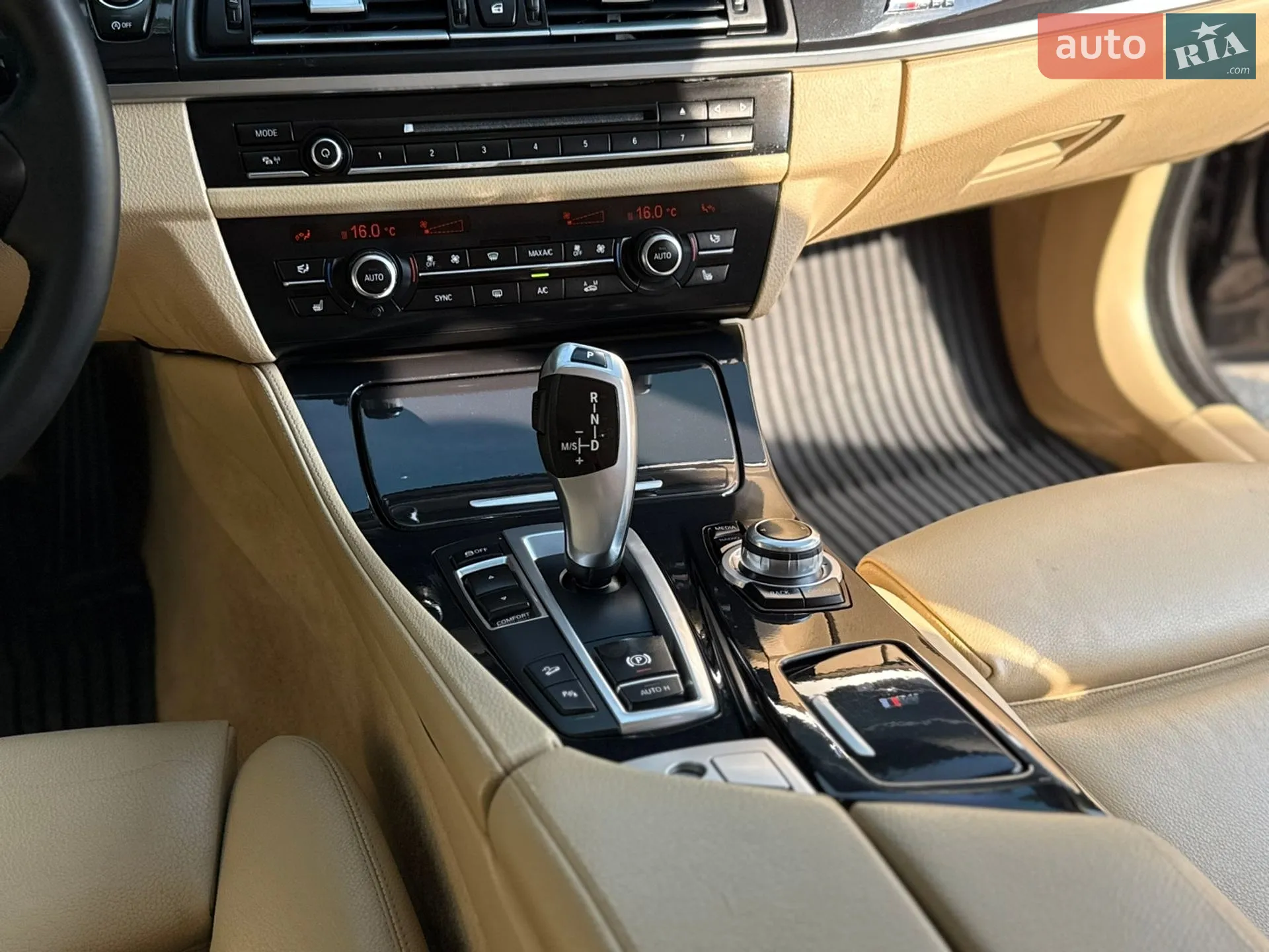 2015 BMW 5er - мініатюра 32