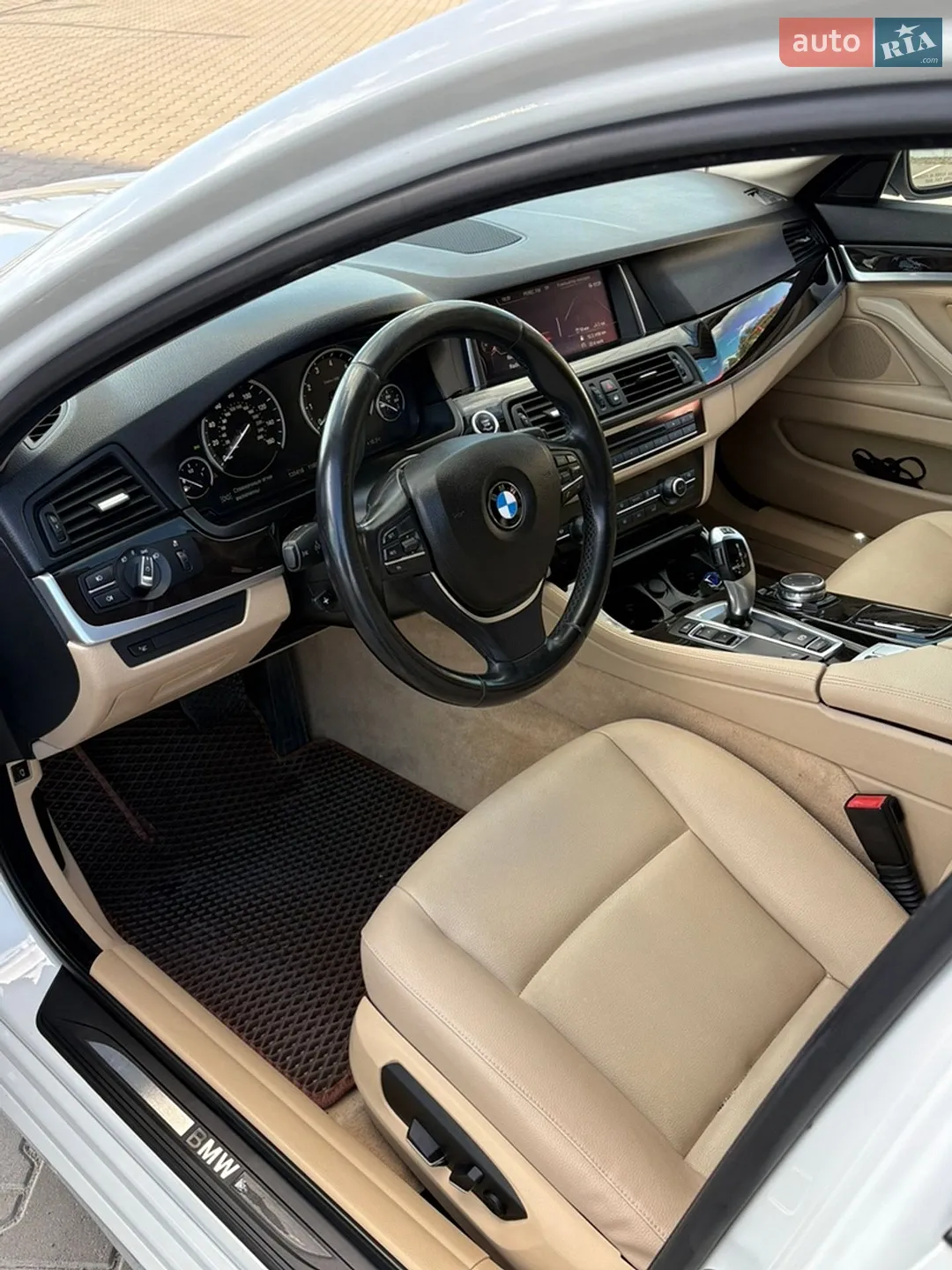 2015 BMW 5er - мініатюра 10