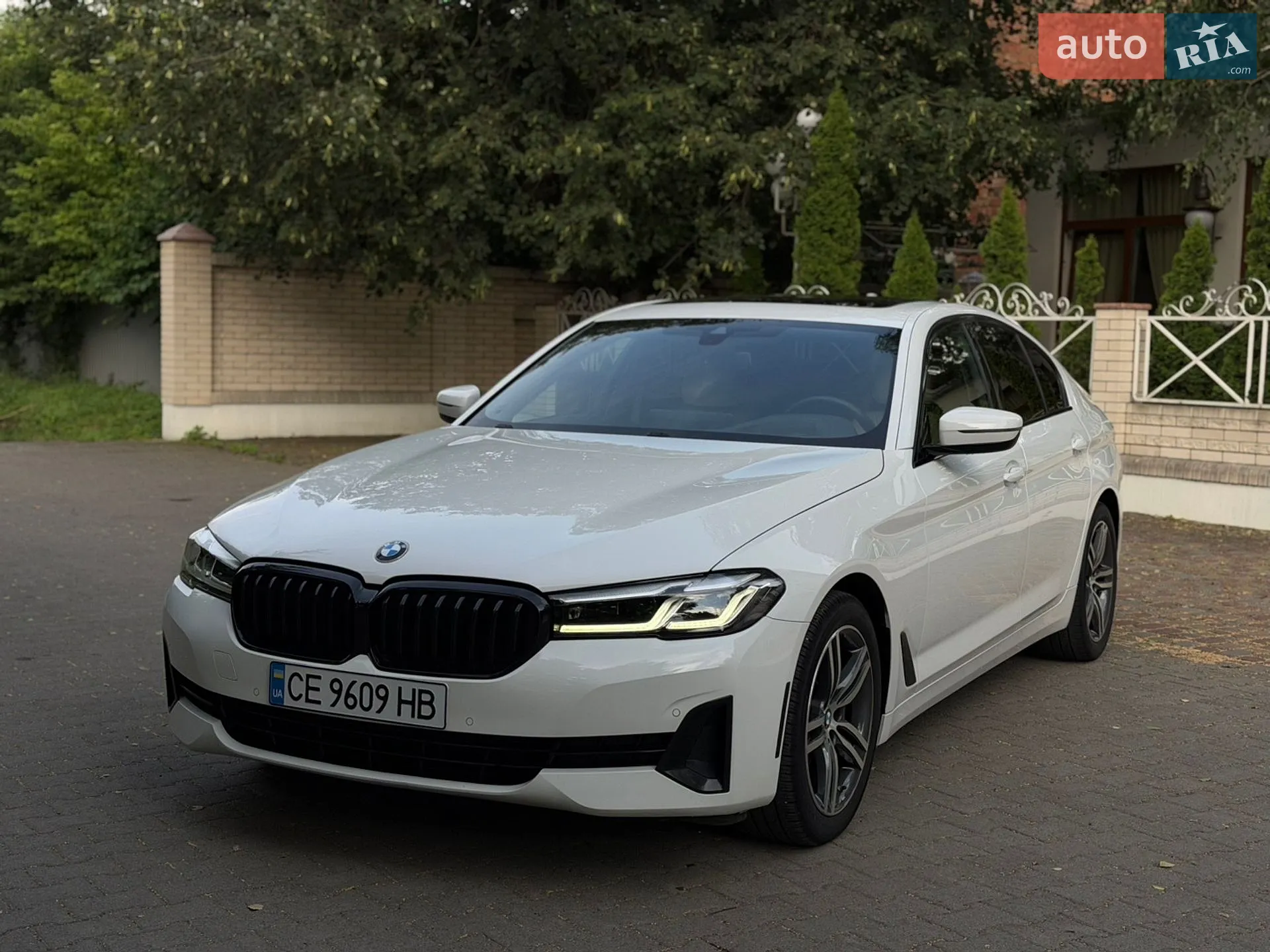 2021 BMW 5er - фото 1