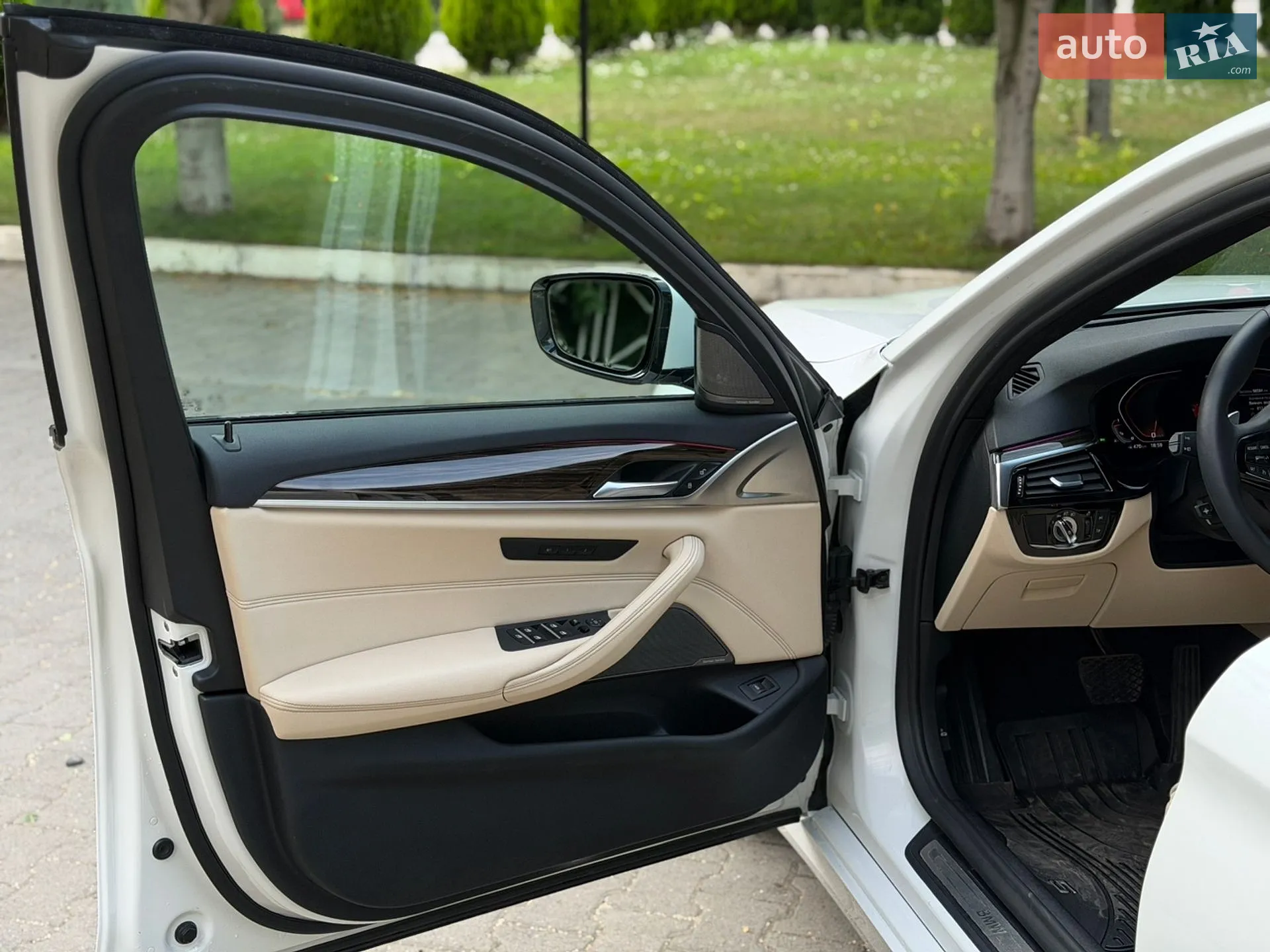 2021 BMW 5er - мініатюра 23