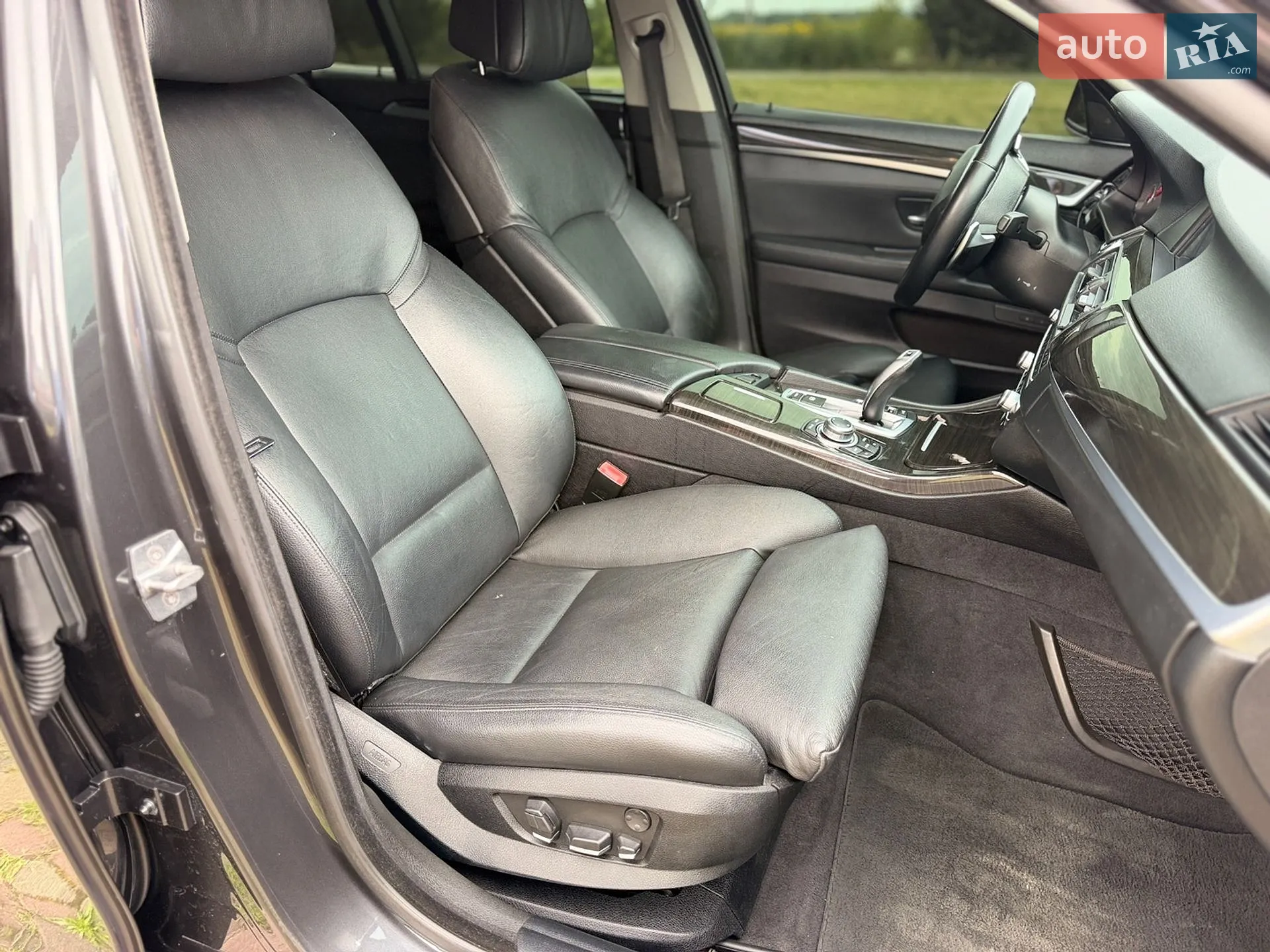 2010 BMW 5er - мініатюра 12